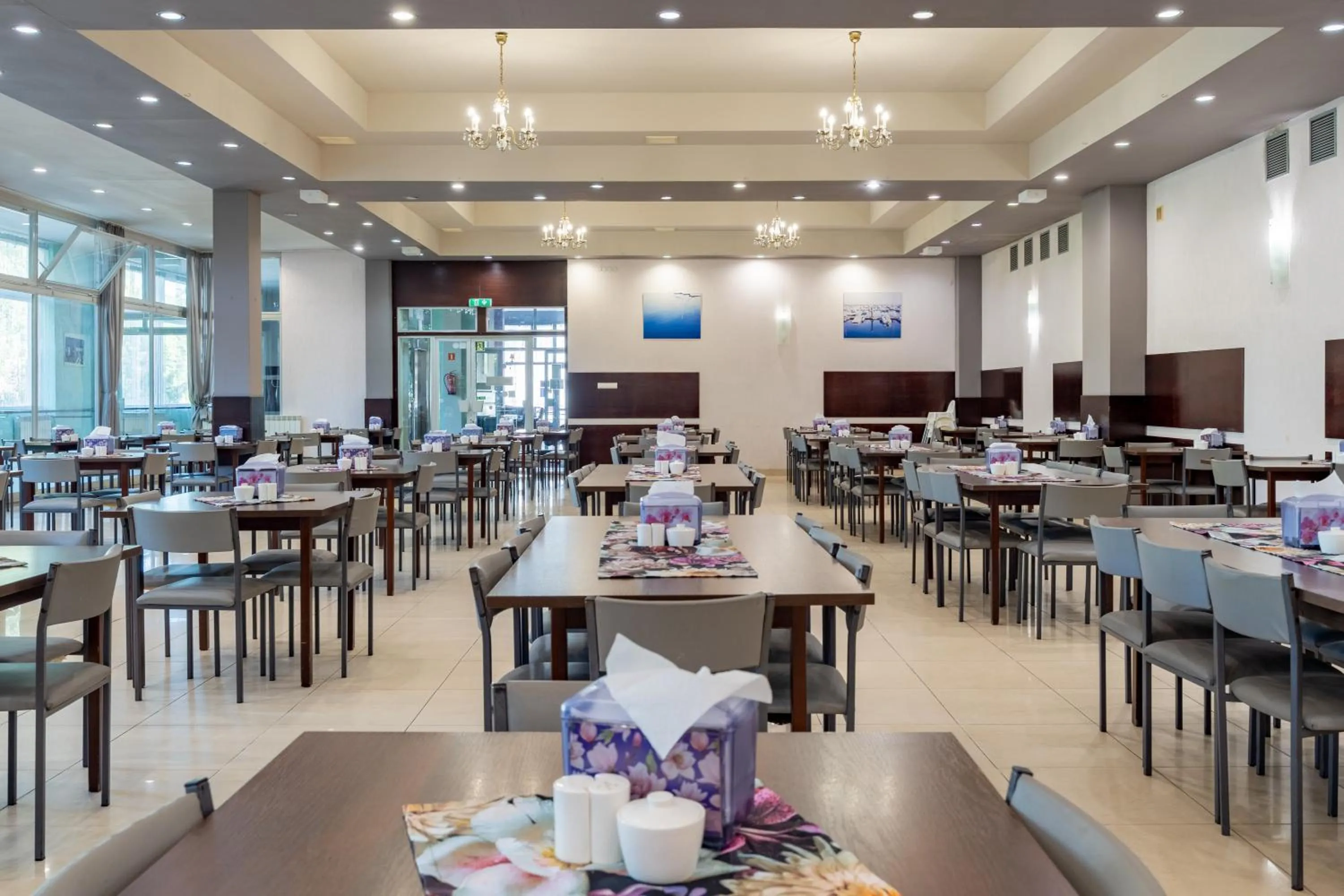 Restaurant/places to eat in Graal SPA