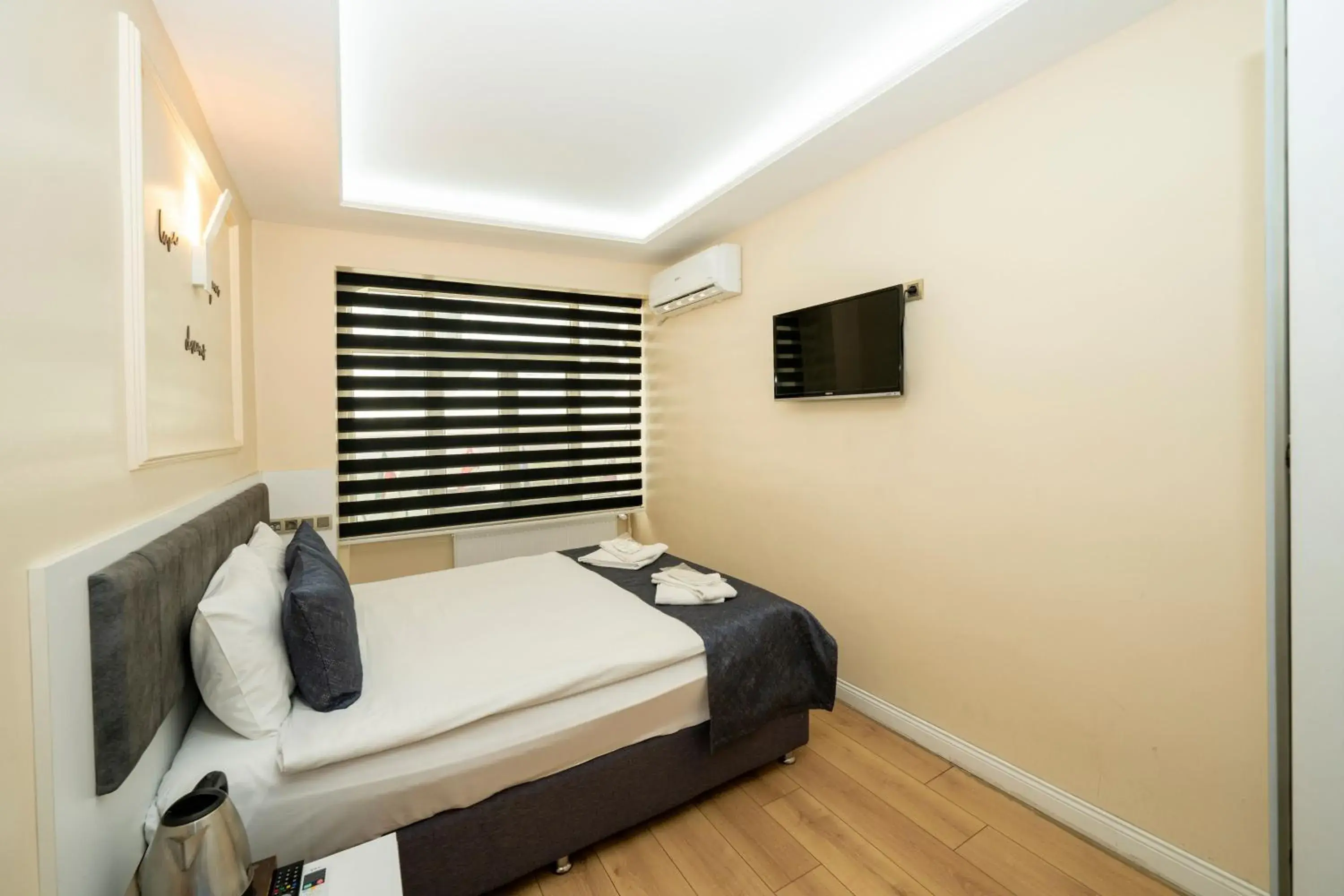 Standard Single Room in Luce Suites Taksim Standard Single Room in Luce Suites Taksim