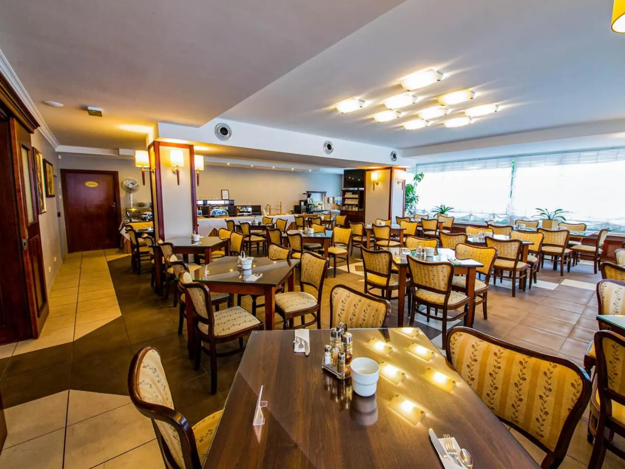 Restaurant/places to eat in Villa Anna Lisa