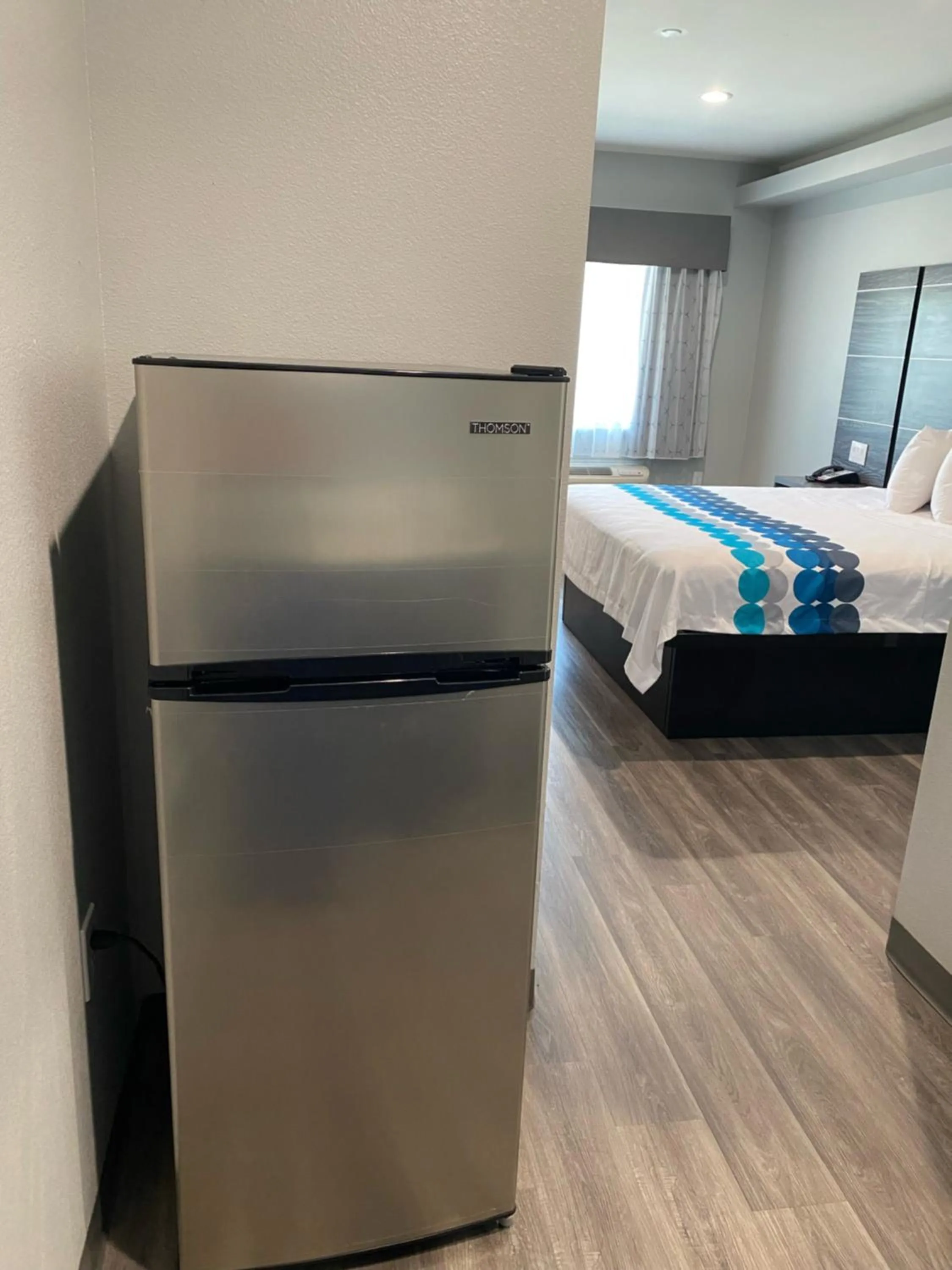 kitchen, Bed in PALACEINN-ARCOLA