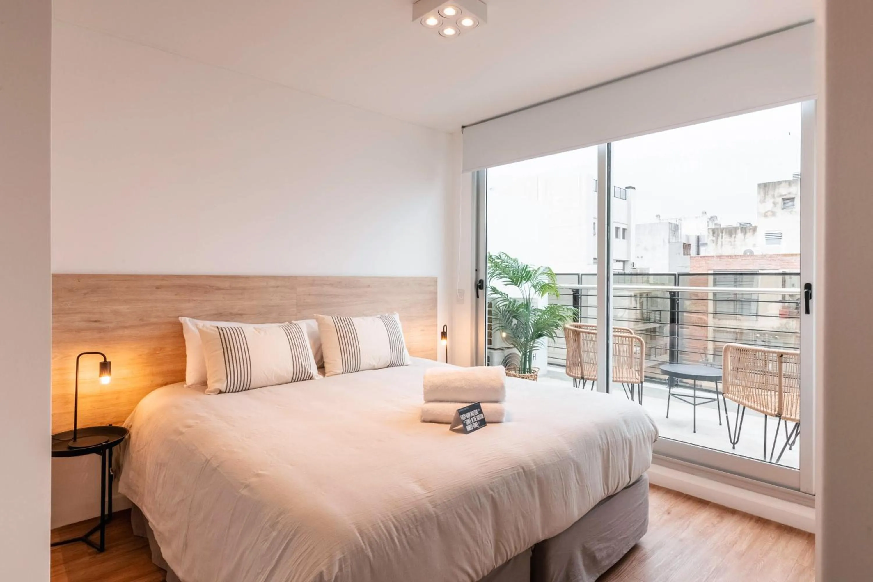 Bedroom, Bed in Top Rentals Palermo Hollywood