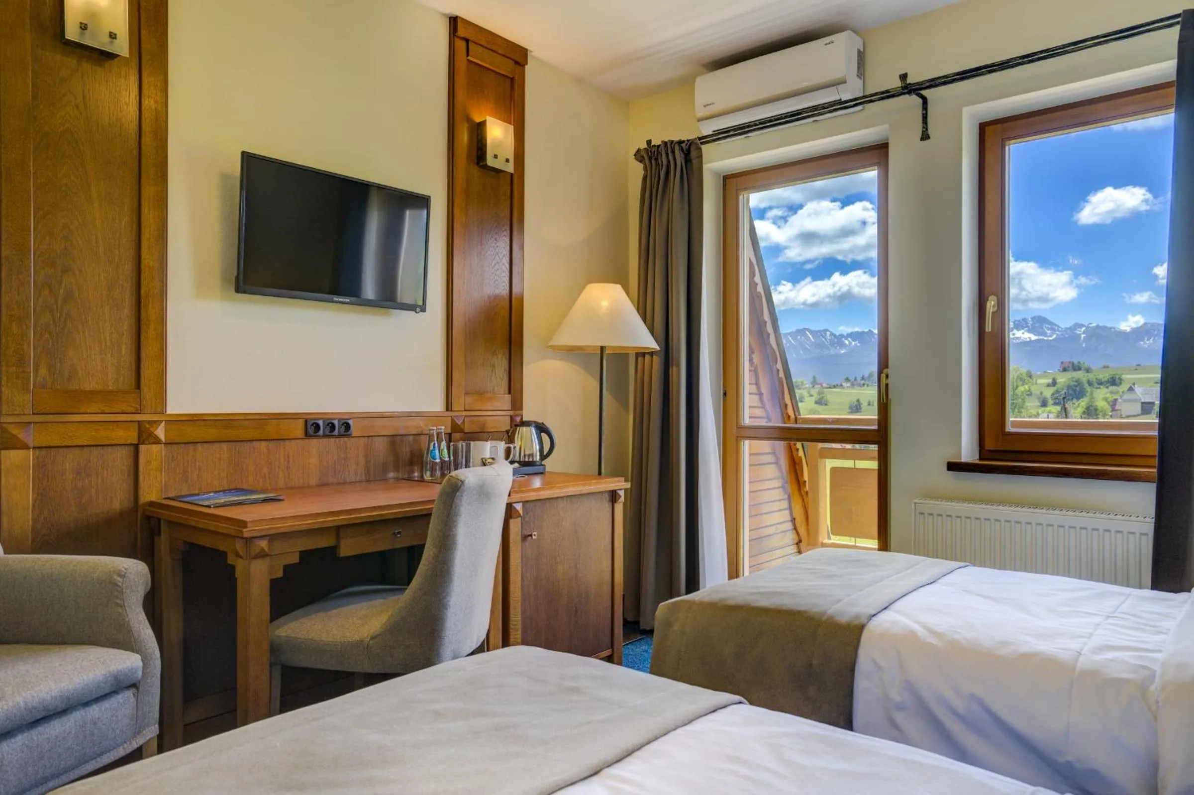 Photo of the whole room, Bed in Hotel REDYK Ski&Relax