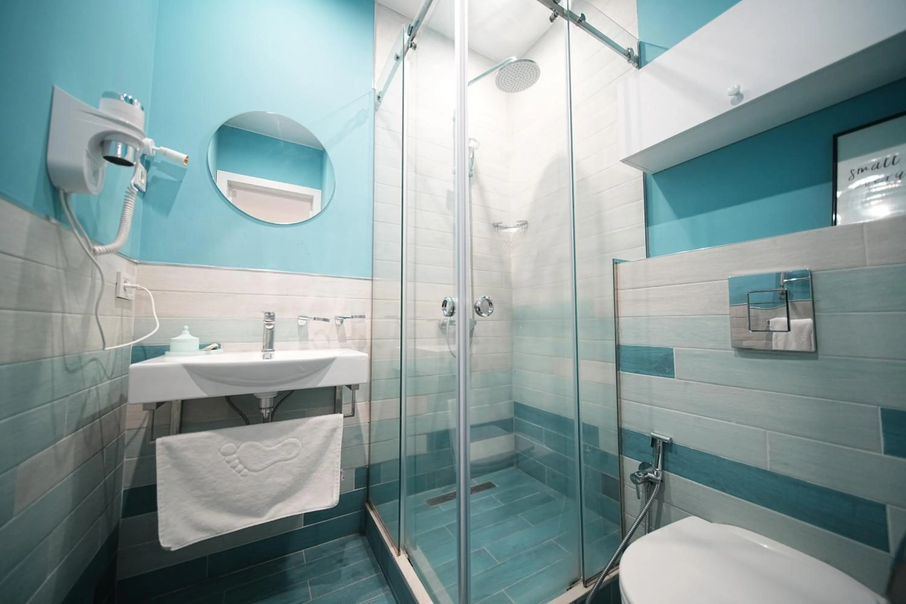 Shower in Sweet Home Apart-Hotel