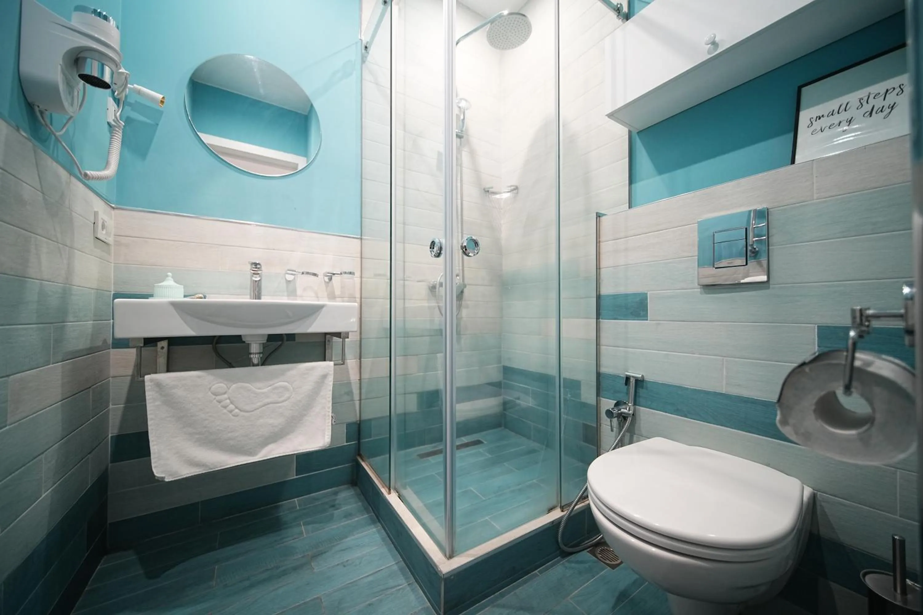 Shower in Sweet Home Apart-Hotel