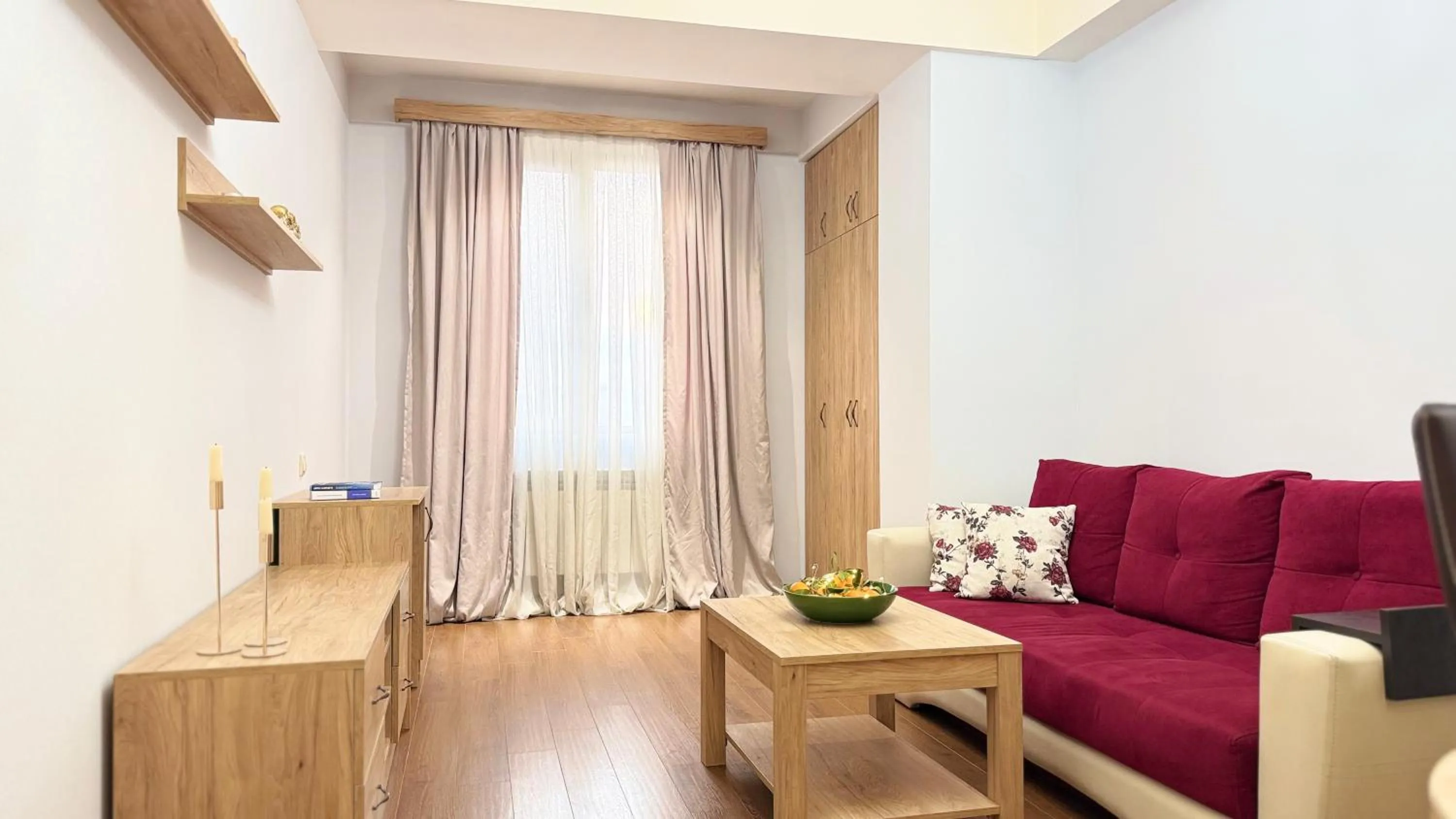 TV and multimedia in Sweet Home Apart-Hotel