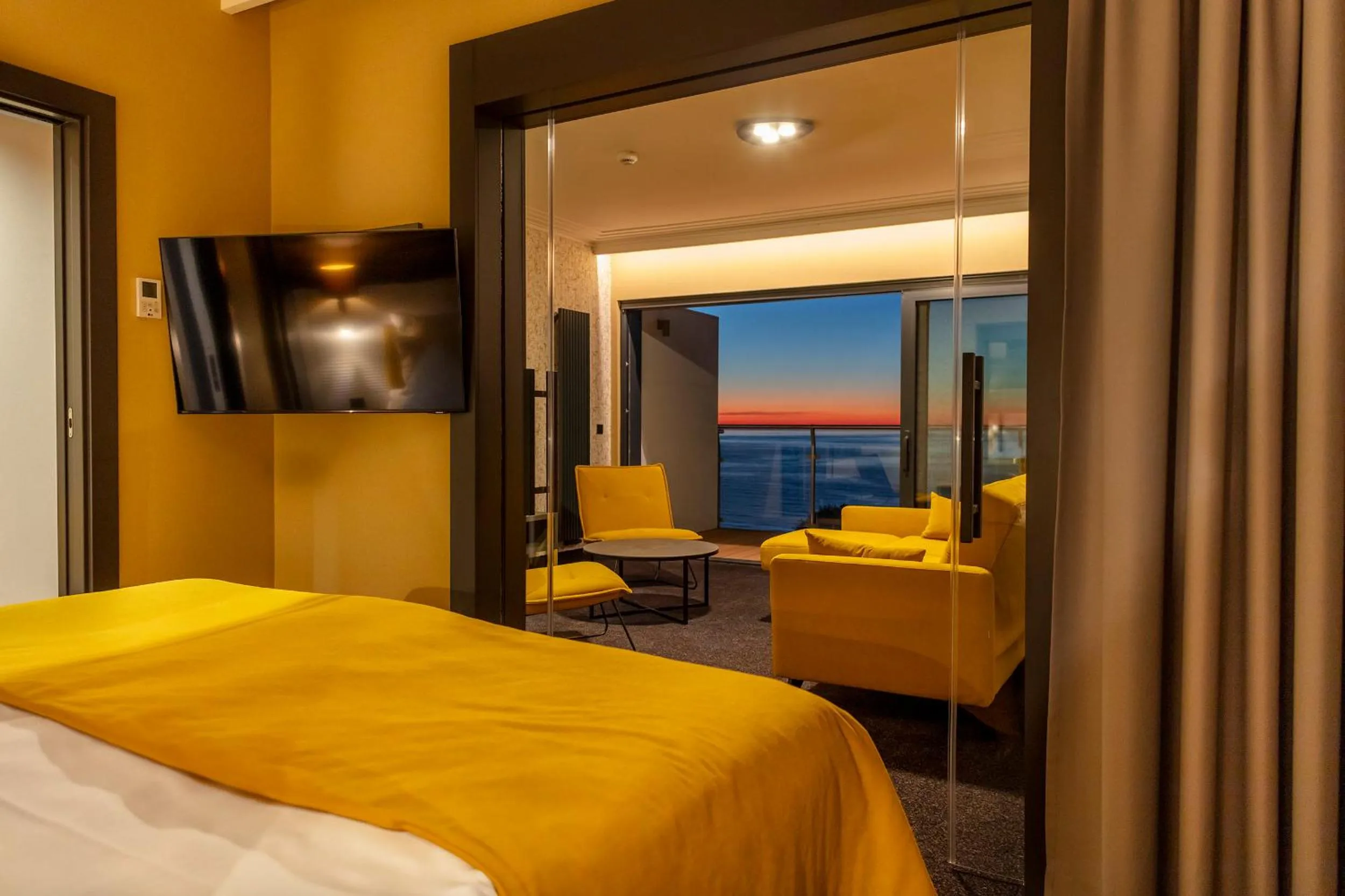 Photo of the whole room, Bed in Hotel Aurora Family & SPA