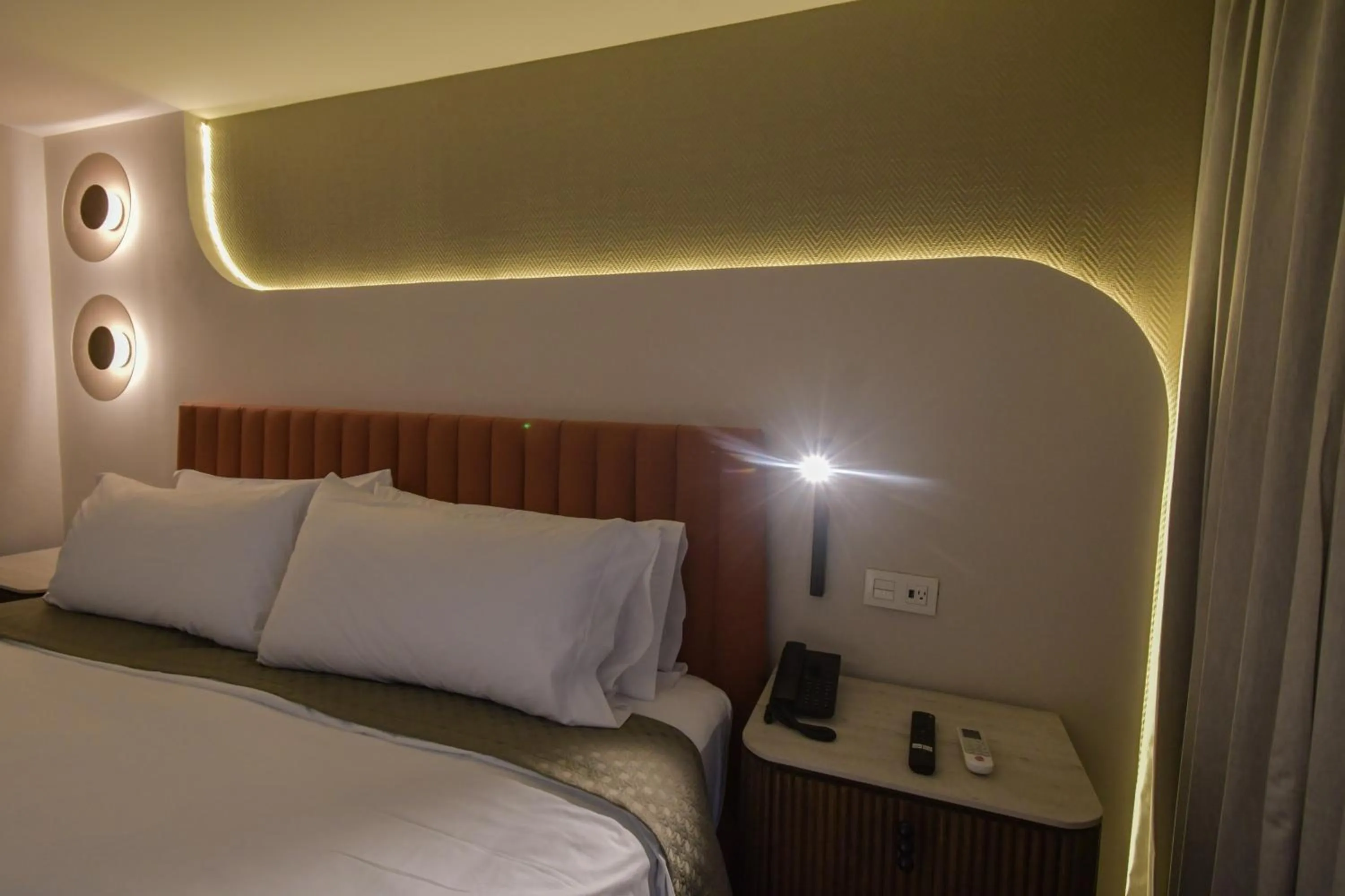 Bed in Expo Satelite 2750 Hotel & Suites