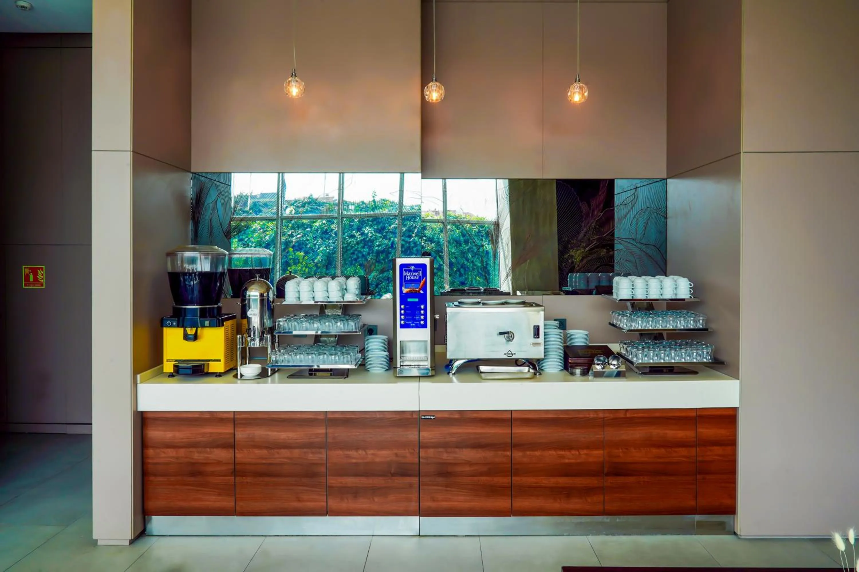 Coffee/tea facilities in Ramada Encore Istanbul Bayrampasa