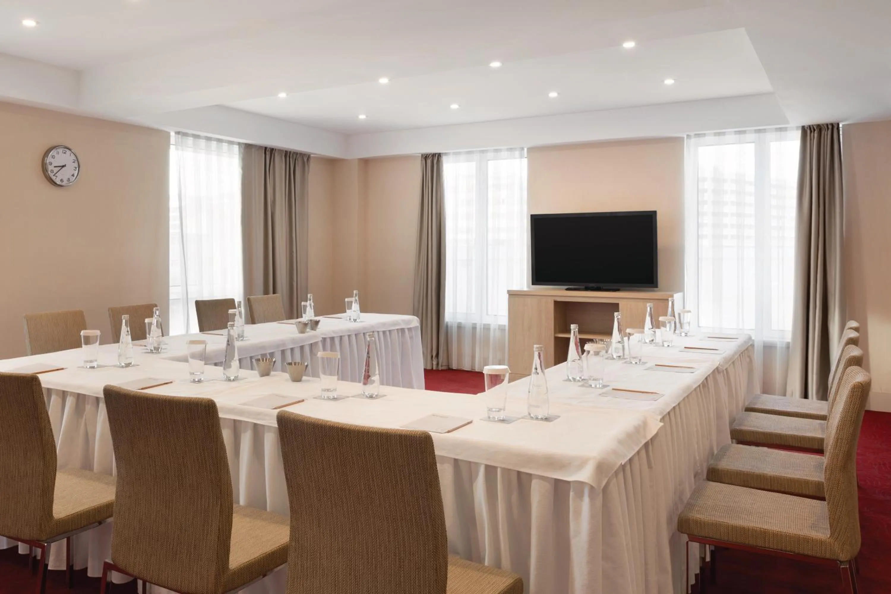 On-site shops in Ramada Encore Istanbul Bayrampasa