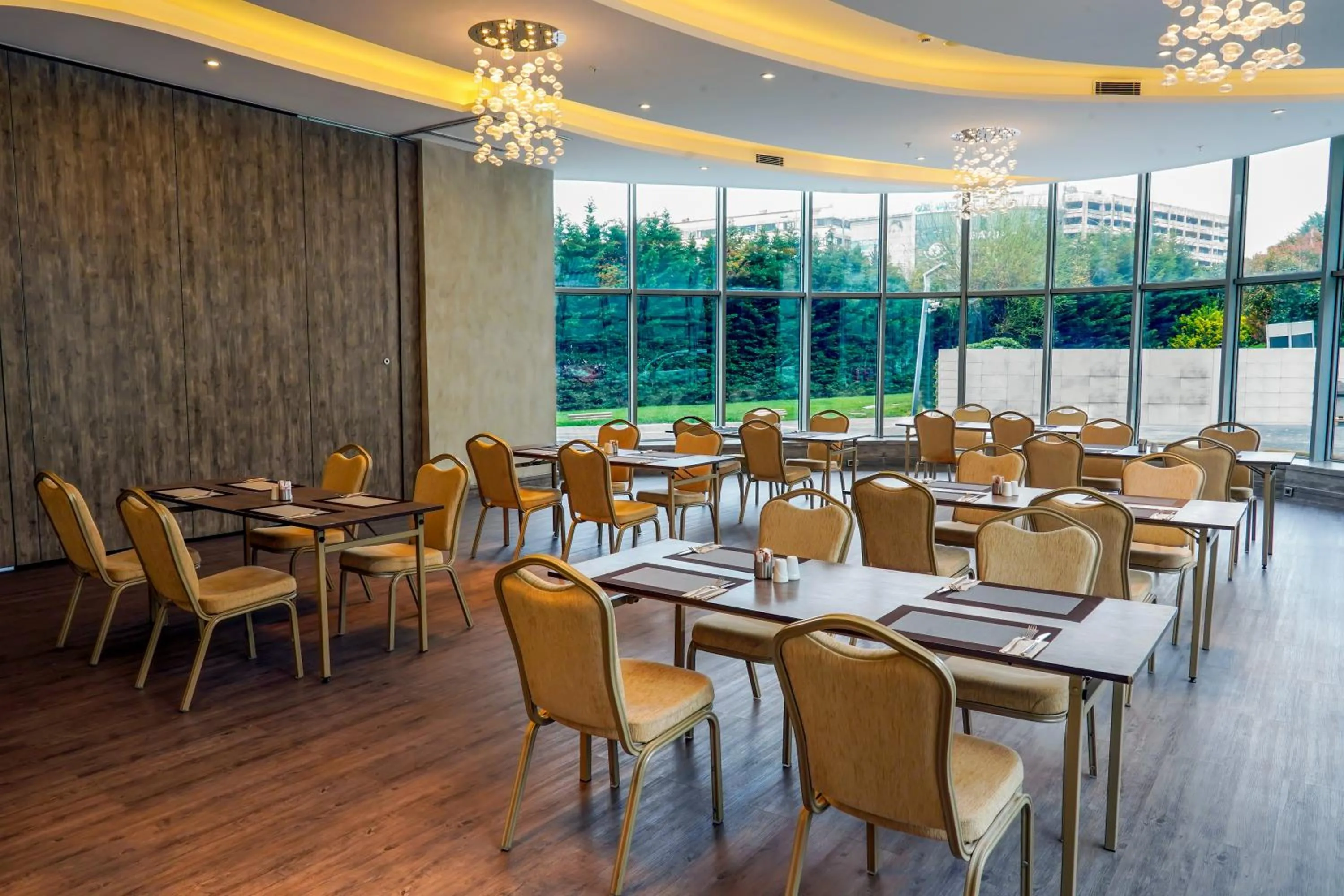 Meeting/conference room in Ramada Encore Istanbul Bayrampasa