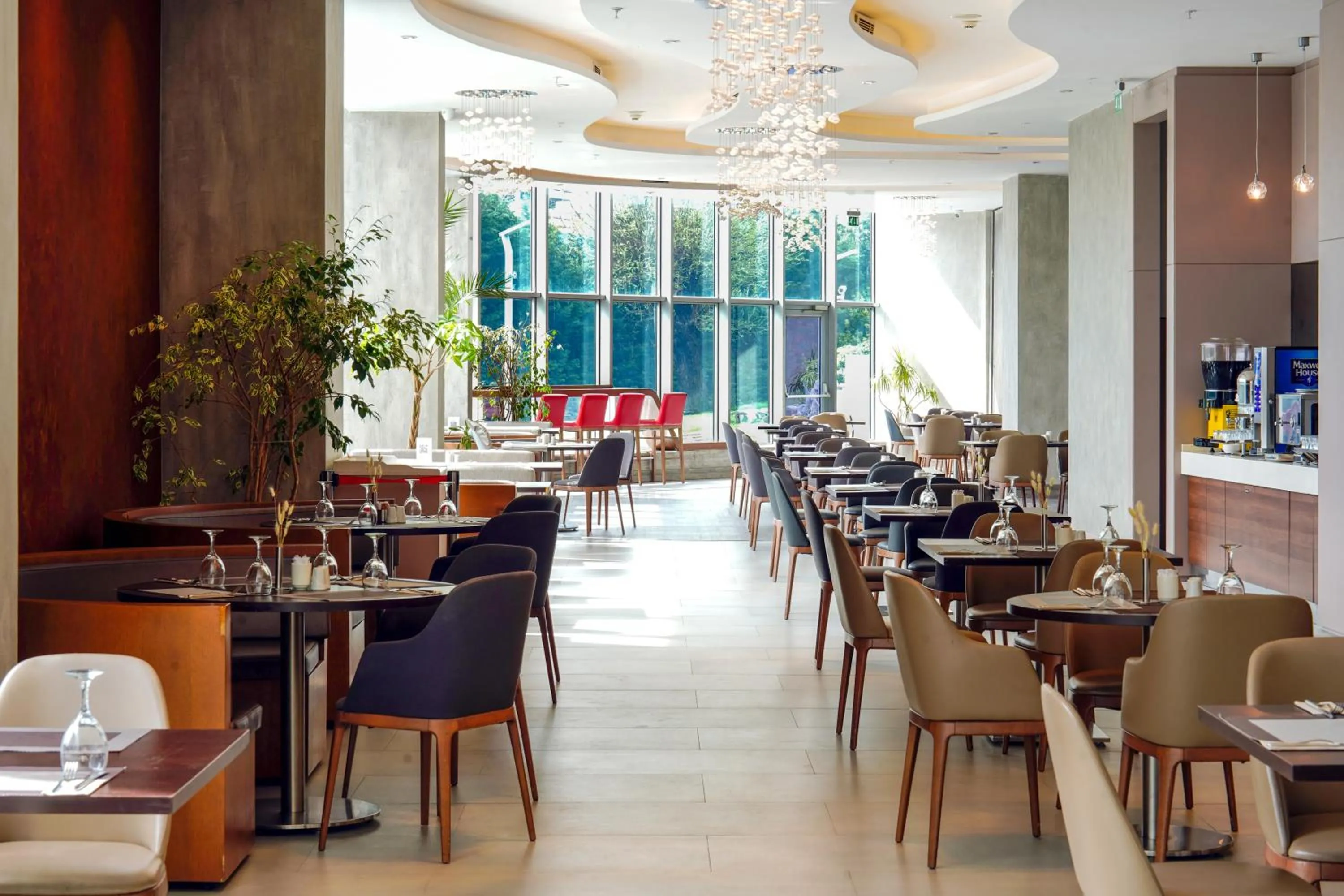 Restaurant/places to eat in Ramada Encore Istanbul Bayrampasa