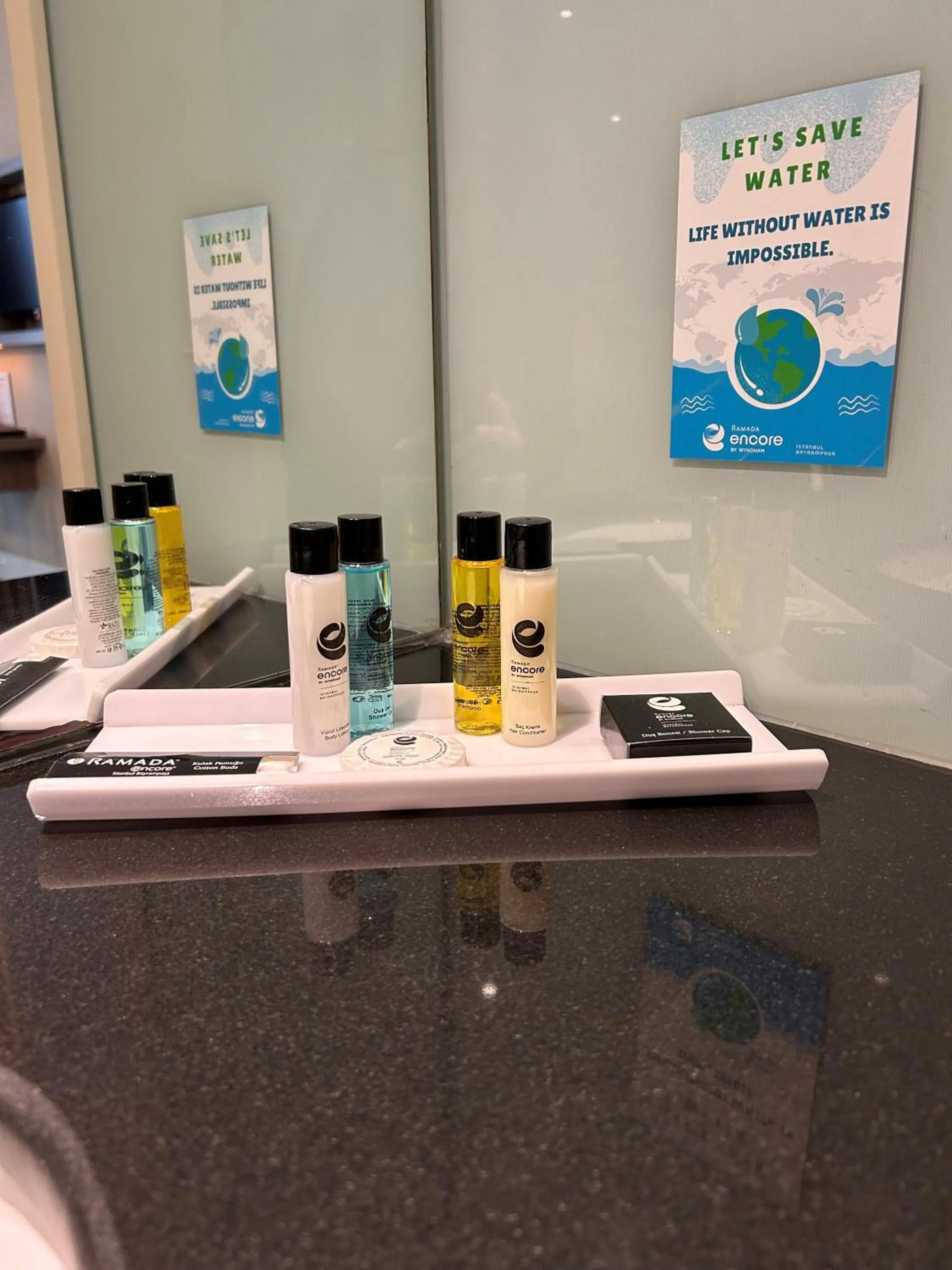 Toilet in Ramada Encore Istanbul Bayrampasa