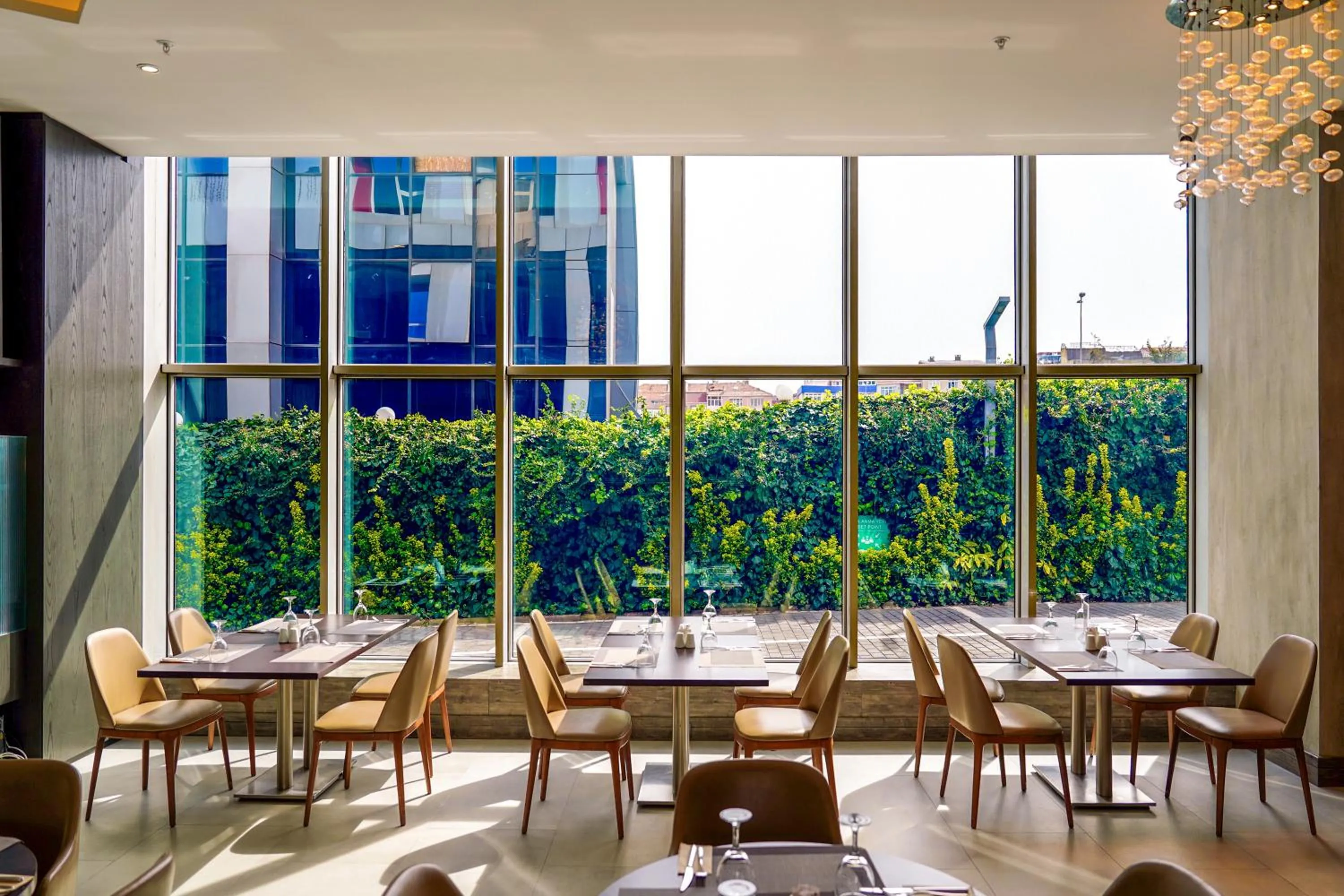 Restaurant/places to eat in Ramada Encore Istanbul Bayrampasa