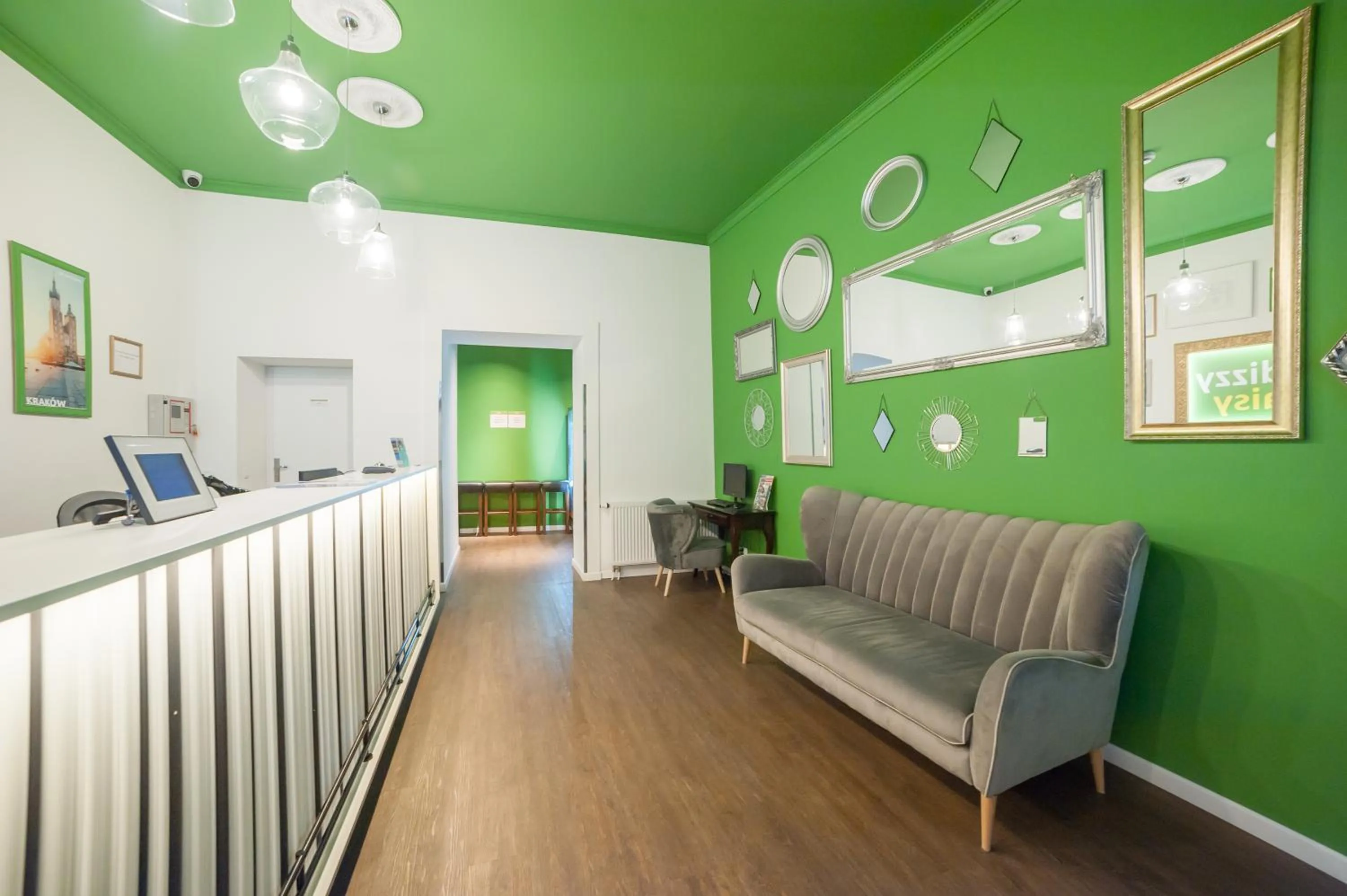 Lobby or reception in Dizzy Daisy Hostel