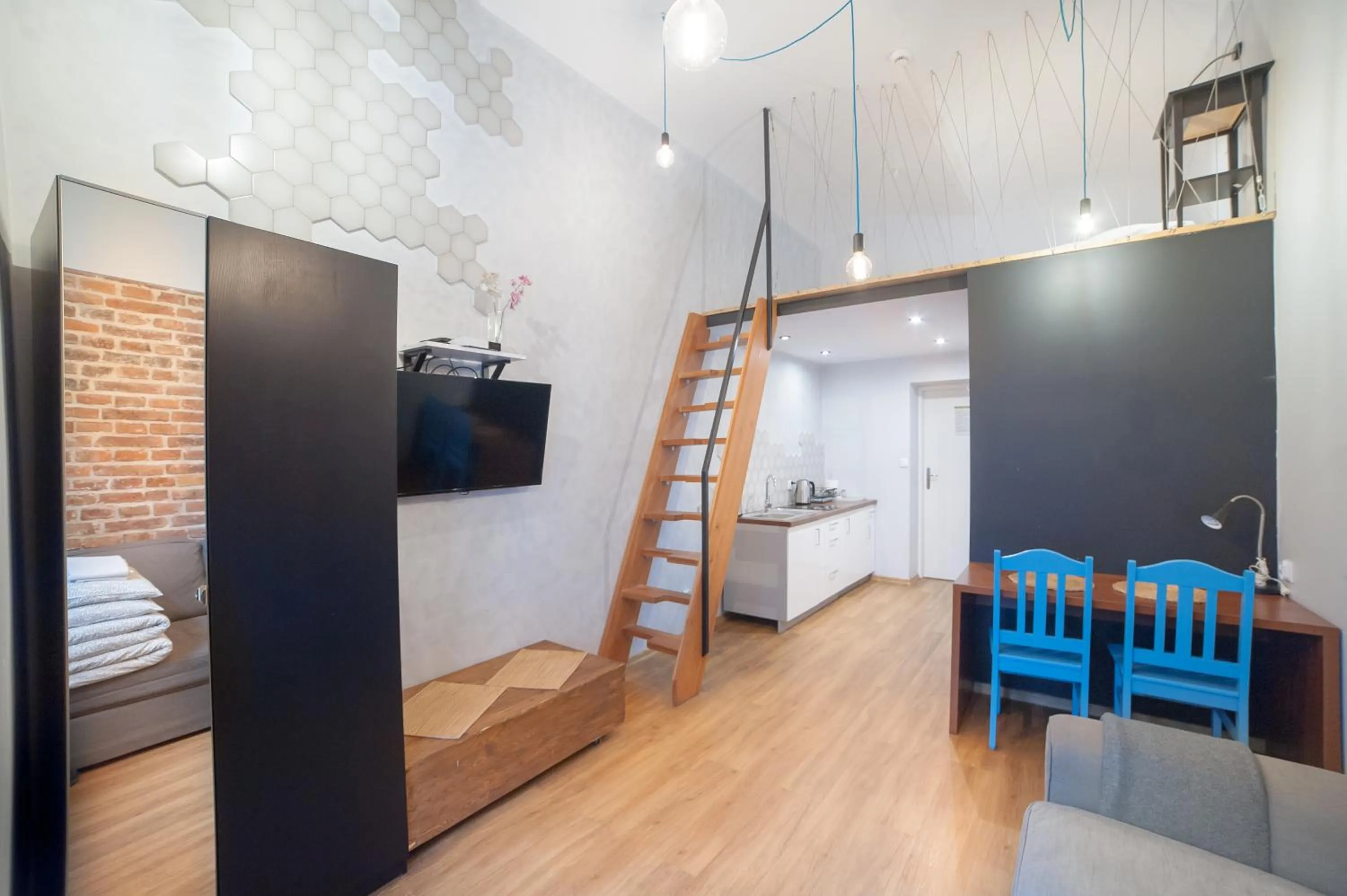 Living room in Dizzy Daisy Hostel