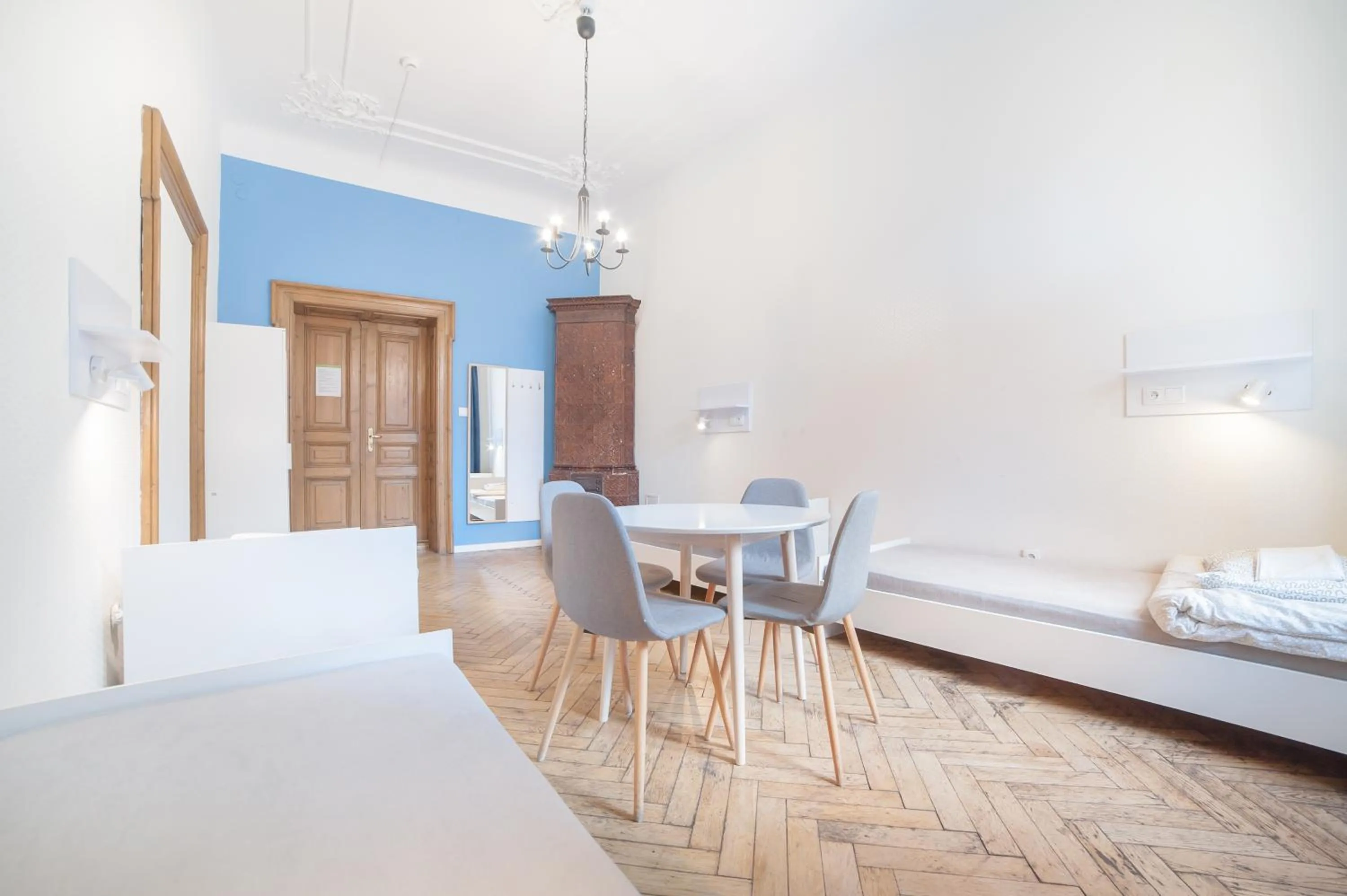 Bed in Dizzy Daisy Hostel