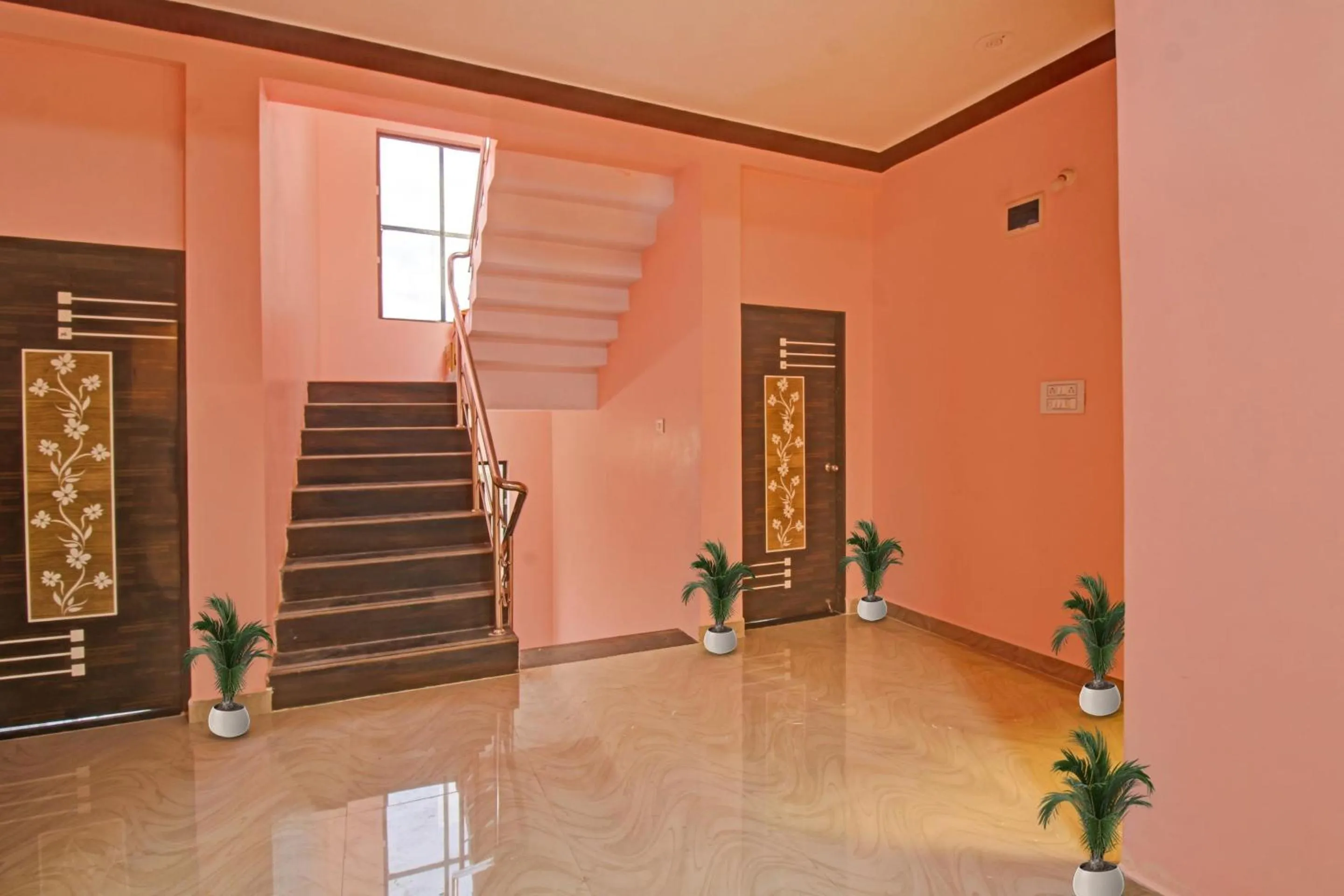 Lobby or reception in Hotel O Raj