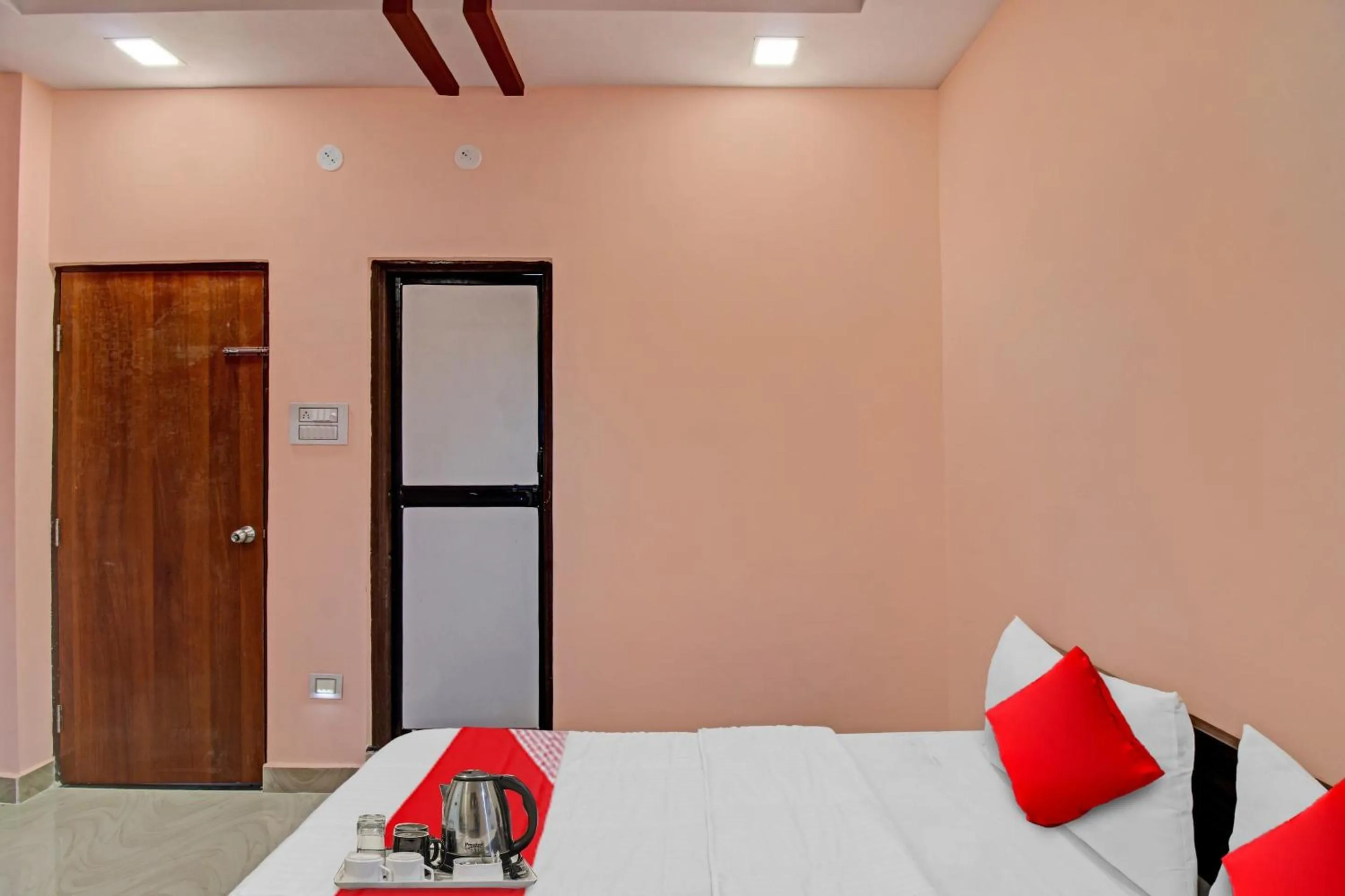 Bedroom, Bed in Hotel O Raj Hotel