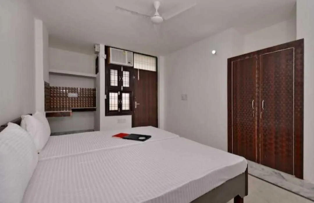Bedroom, Bed in Hotel O POP Royal Guest House Near Omaxe Celebration Mall