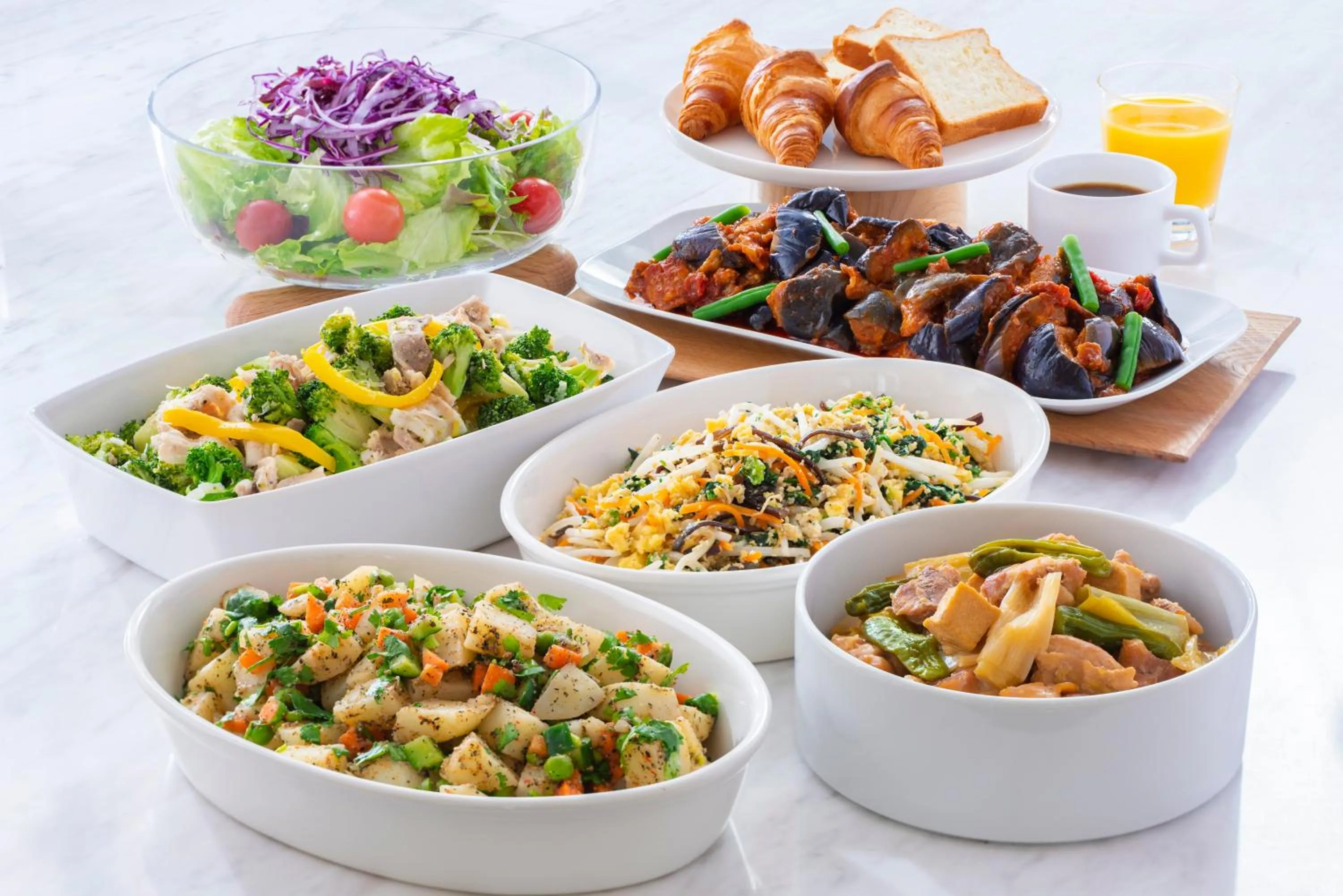 Buffet breakfast in Candeo Hotels Utsunomiya