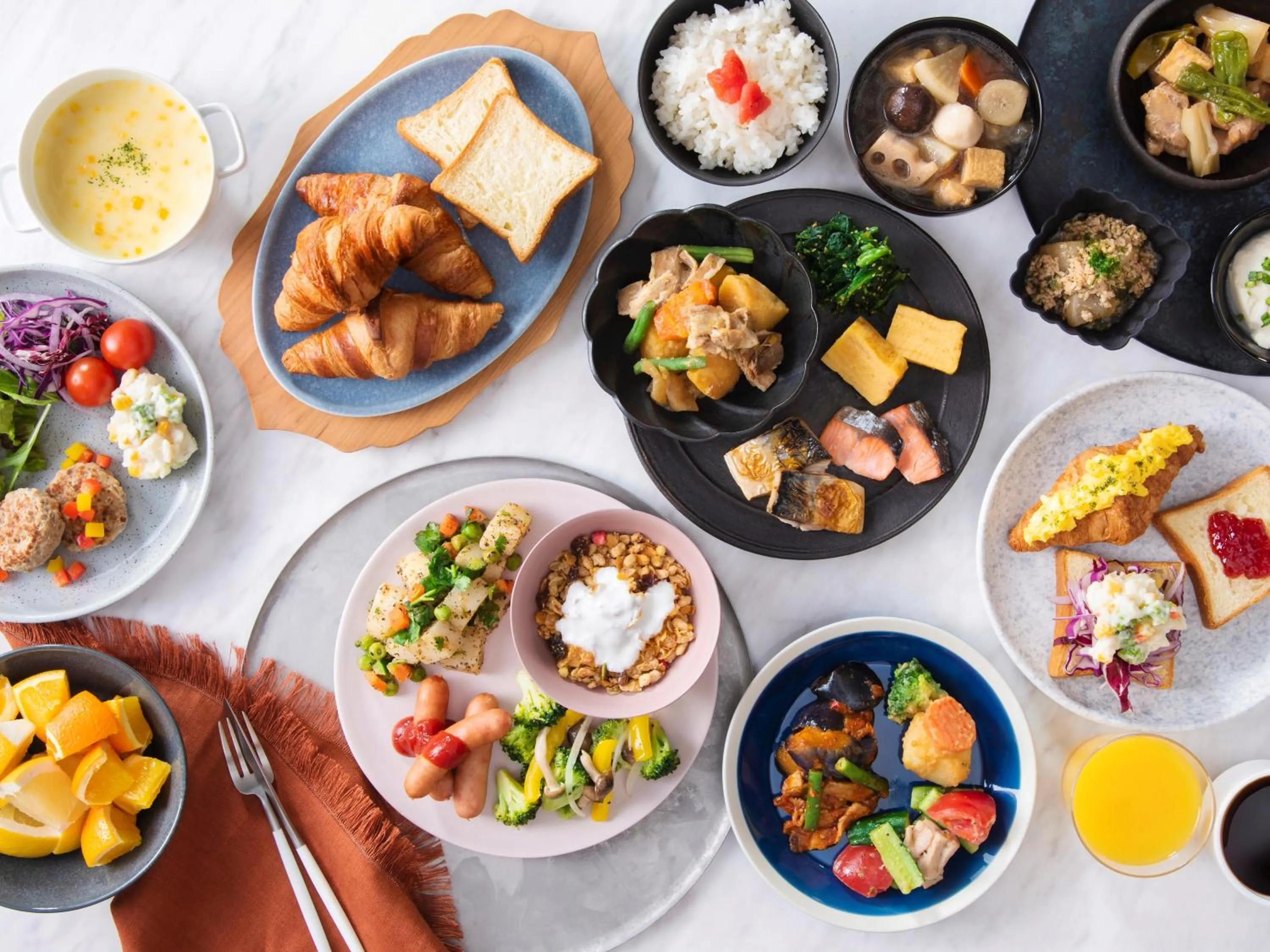 Buffet breakfast in Candeo Hotel Utsunomiya