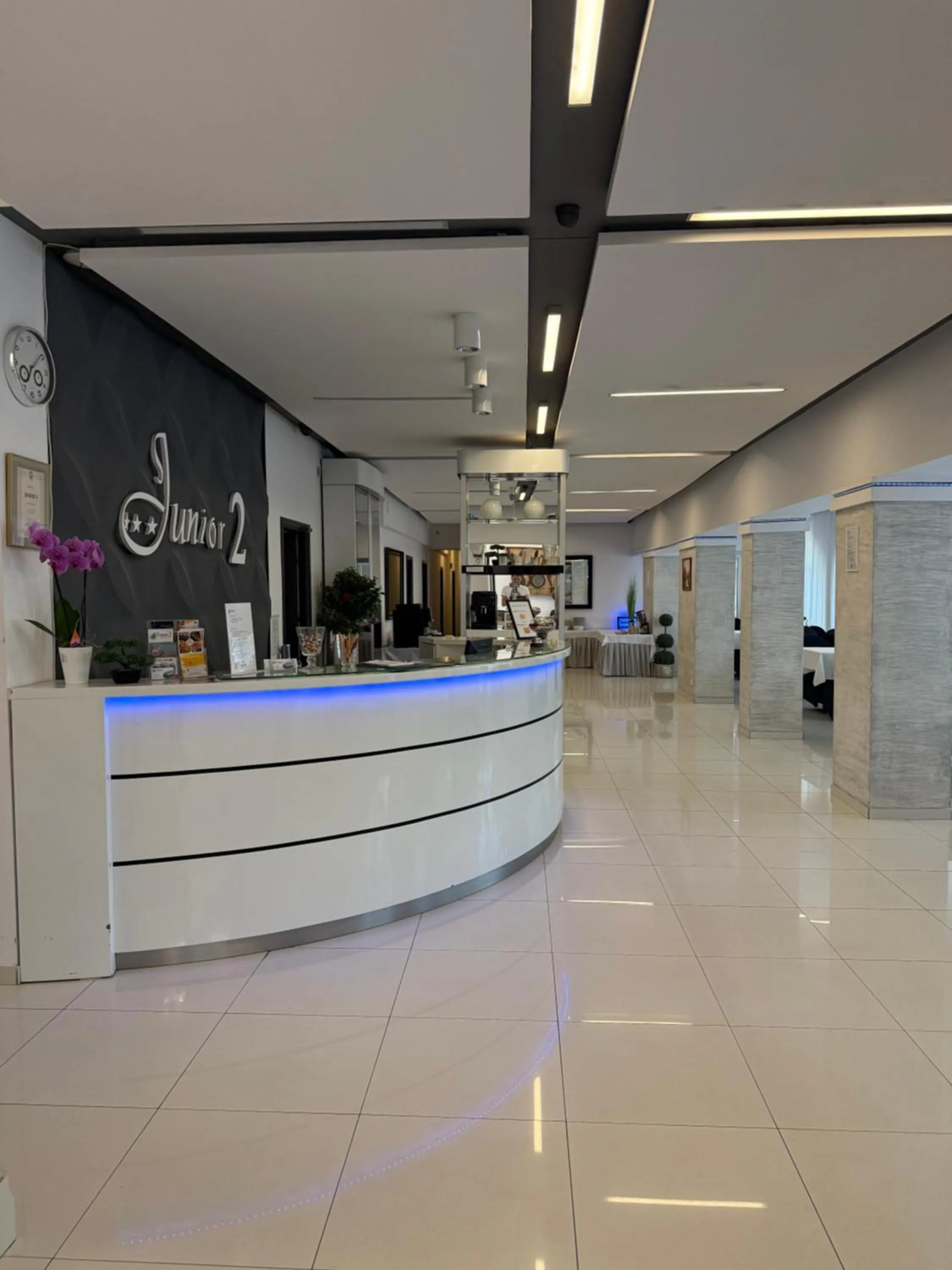 Lobby or reception in Hotel Junior 2