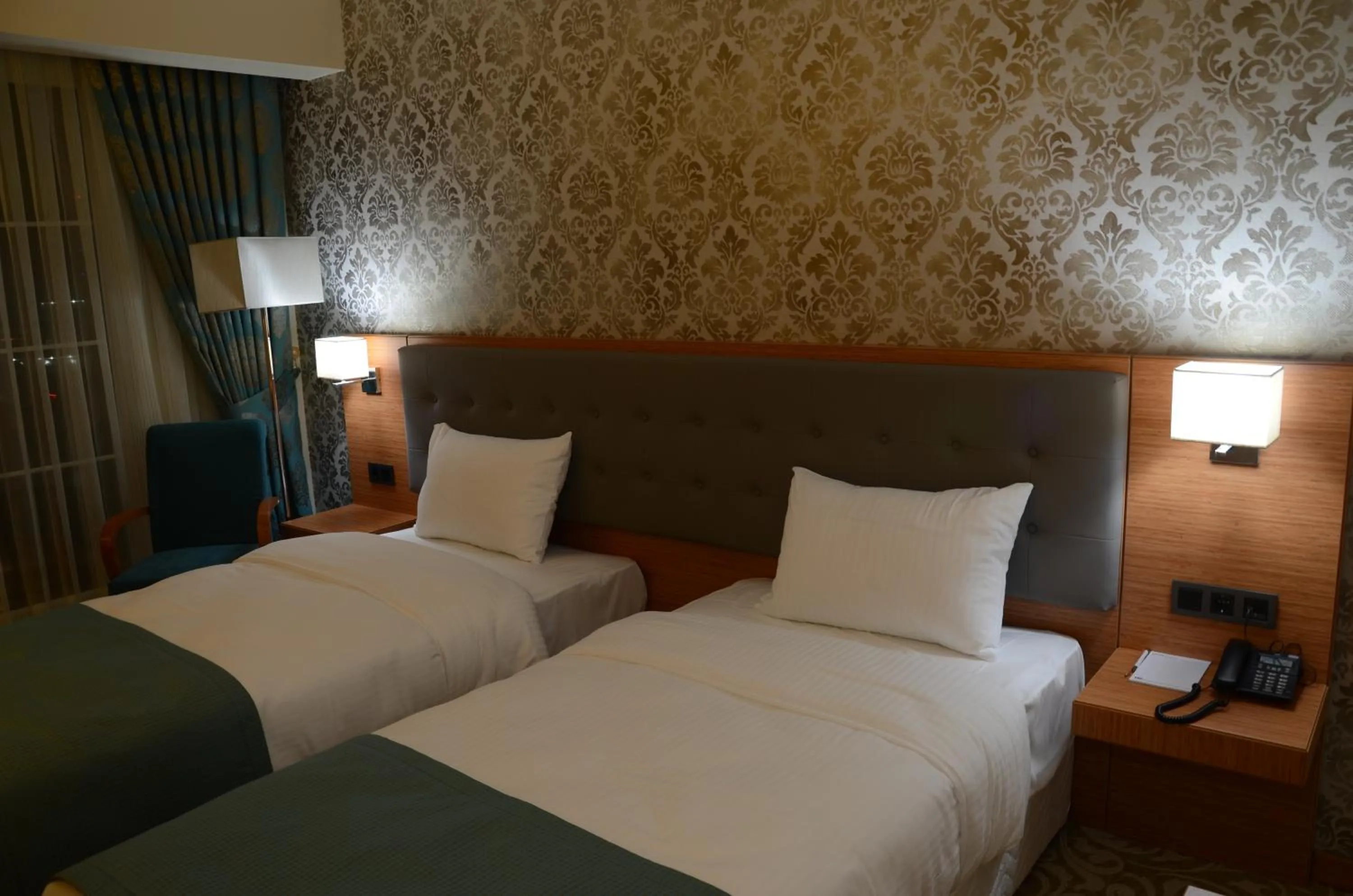 Bed in Çınarpark Hotel