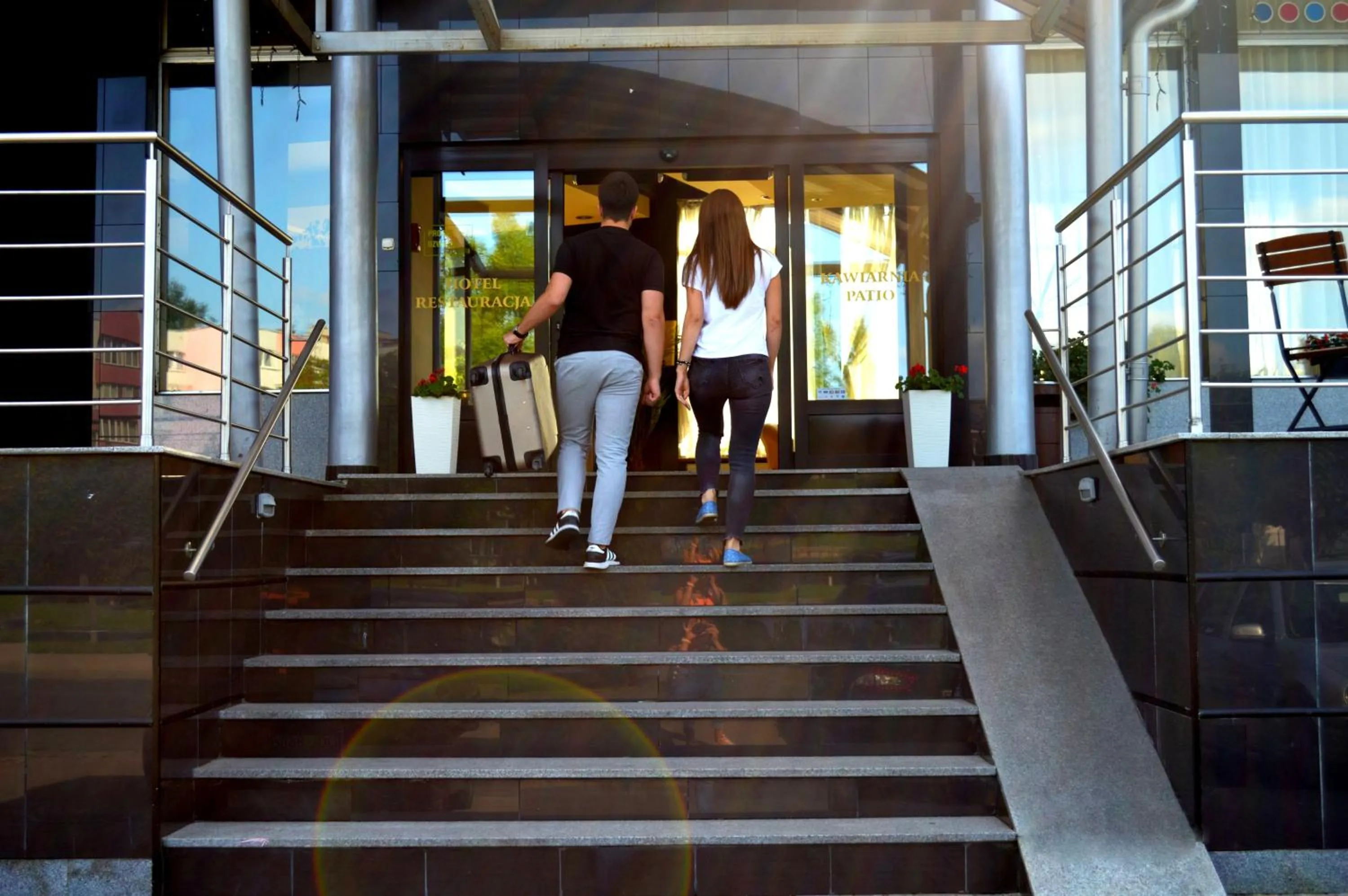 Facade/entrance in Perła