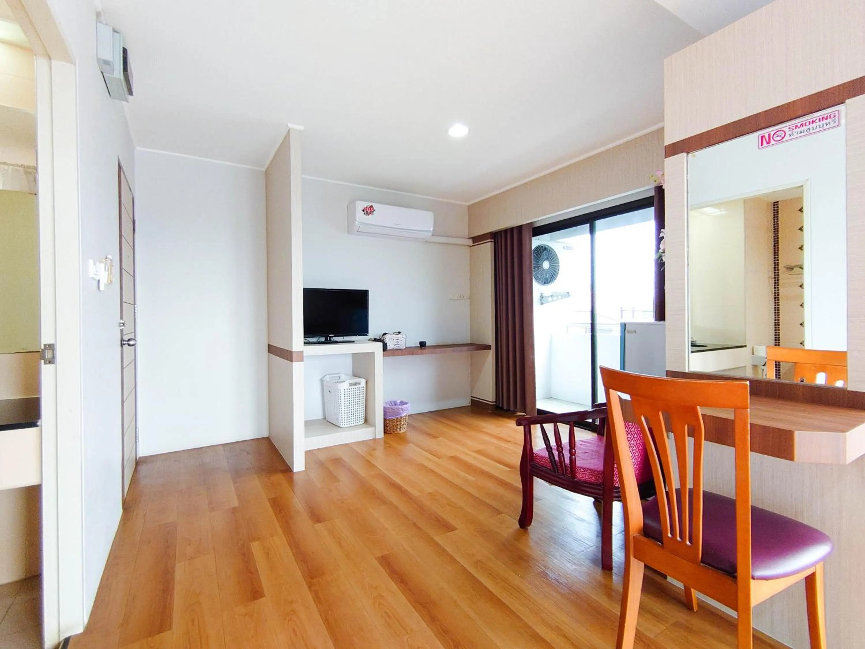 Living room in Perfectroom Mansion