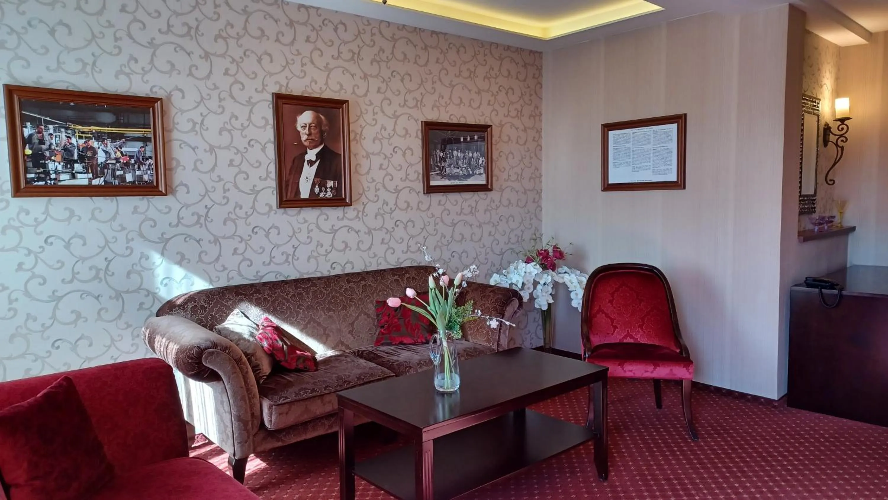 Property building in Hotel Dvorana