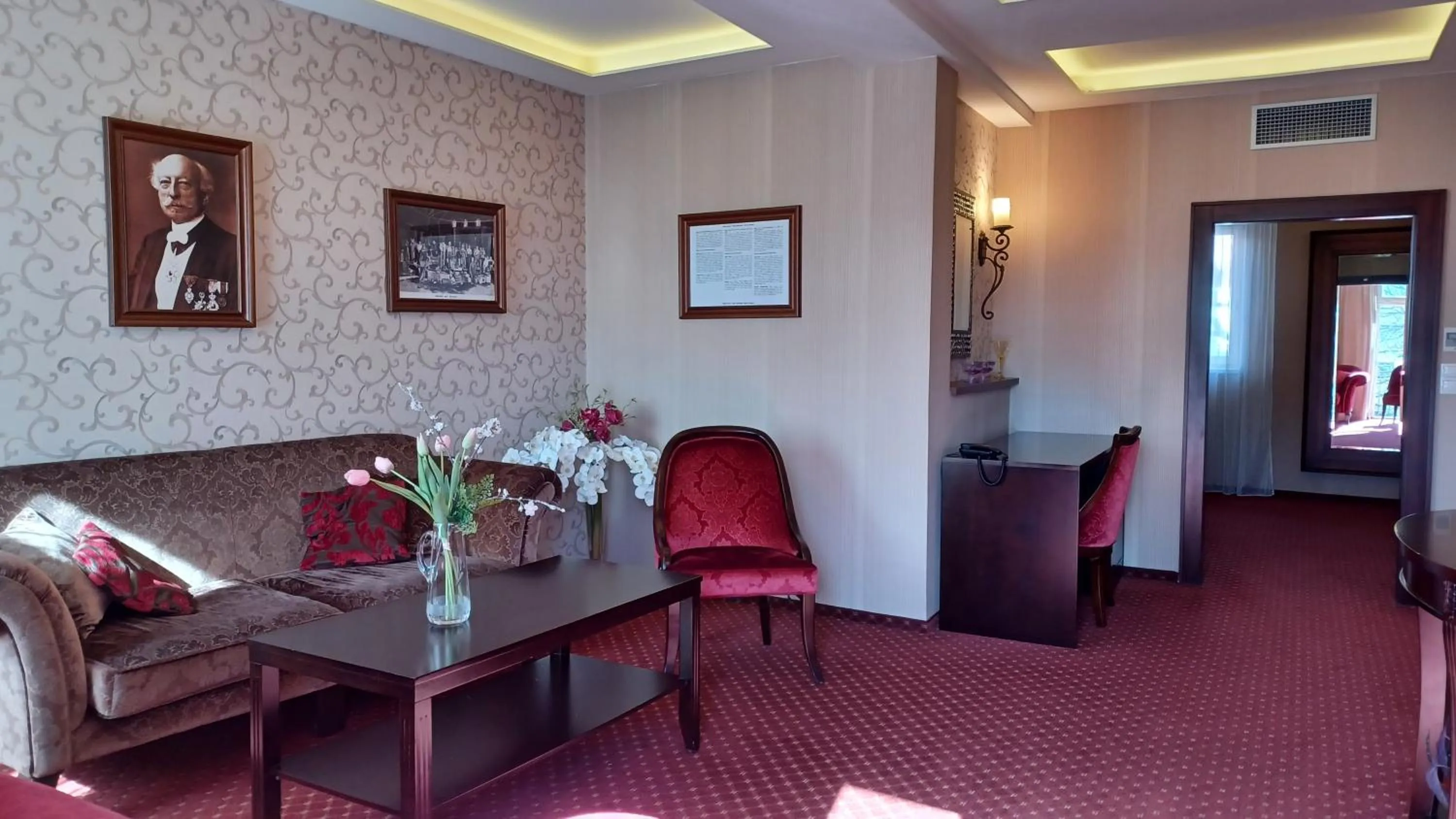 Property building in Hotel Dvorana