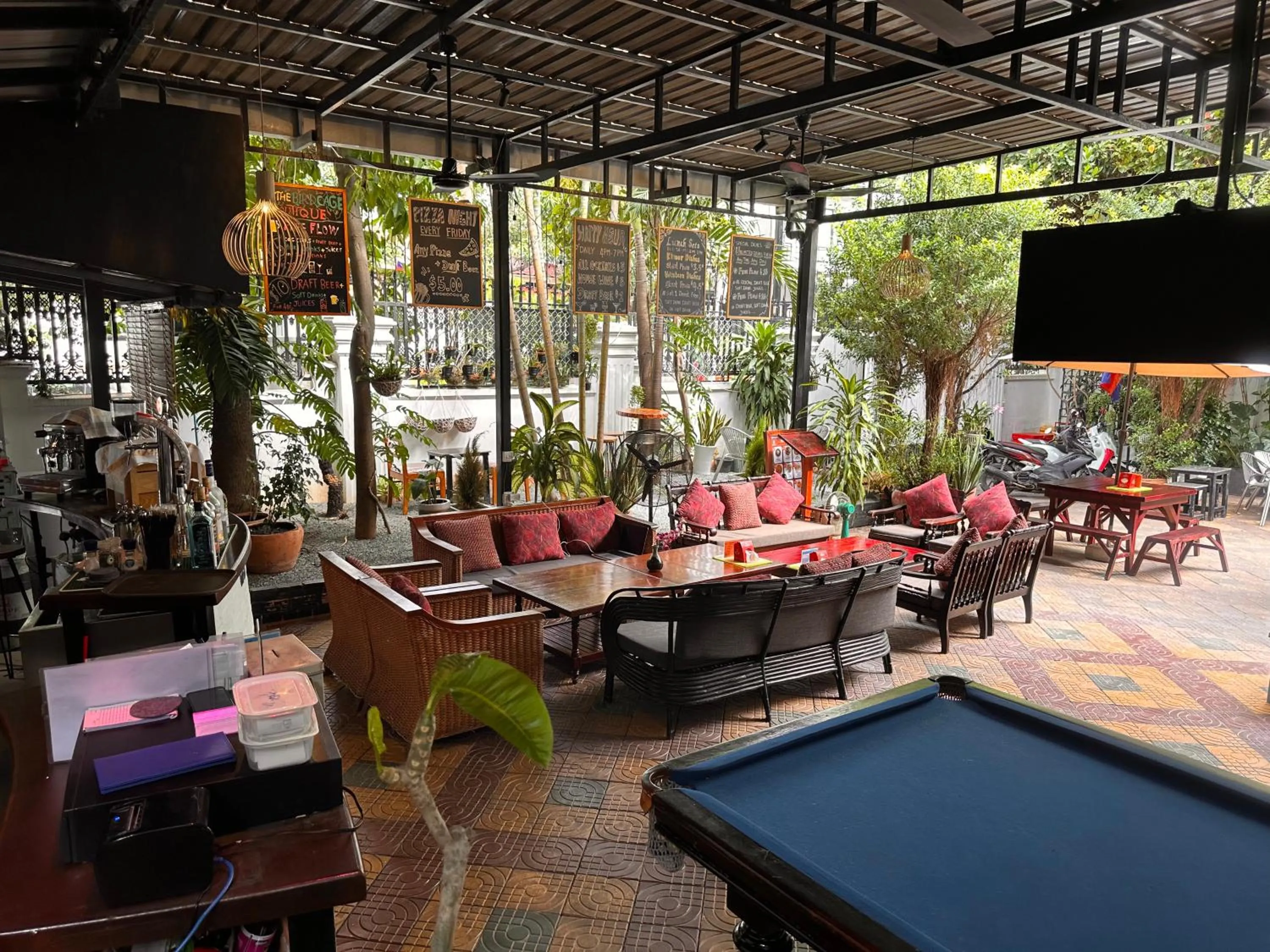 Property building in Birdcage Boutique