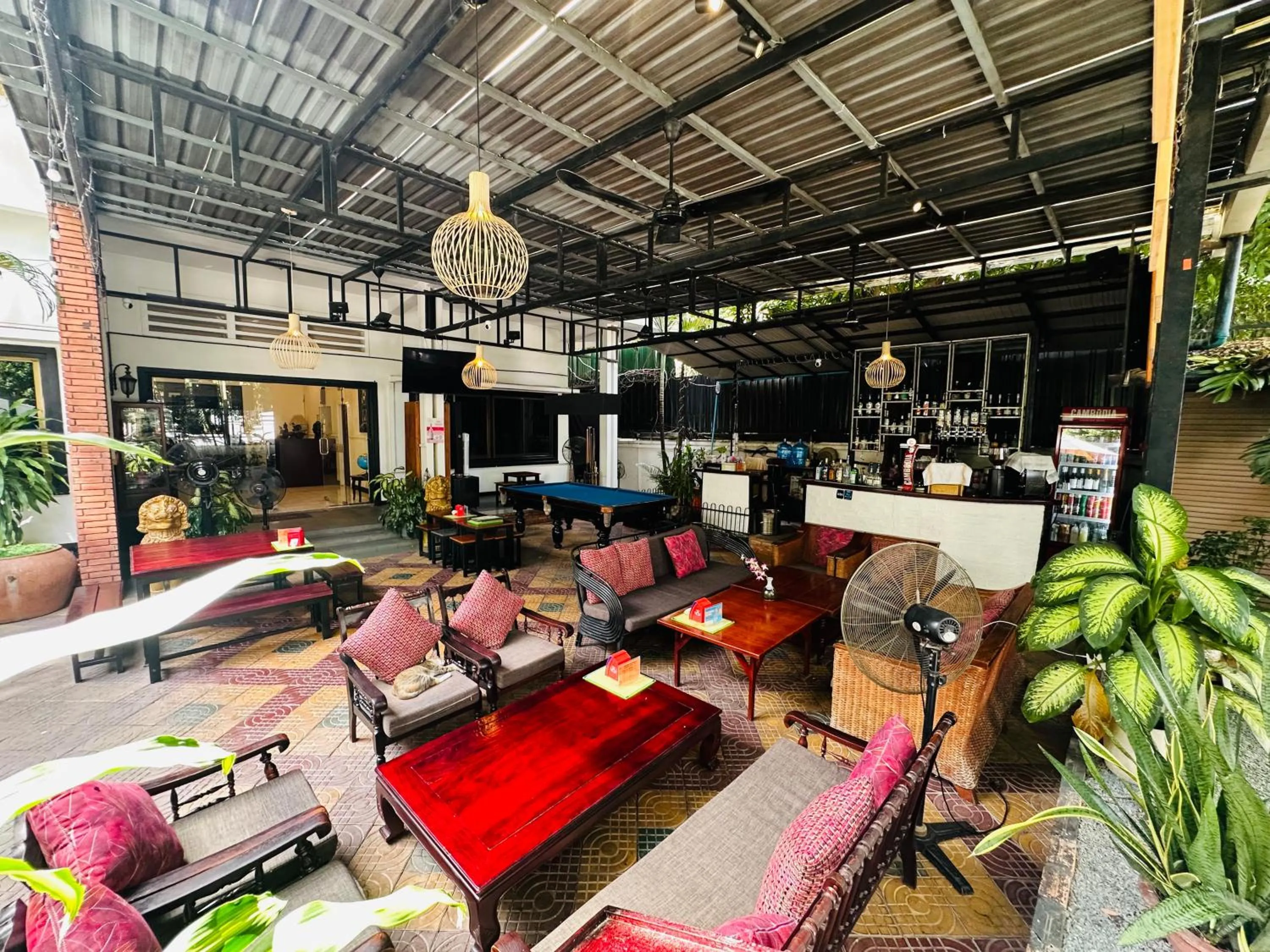 Property building in Birdcage Boutique