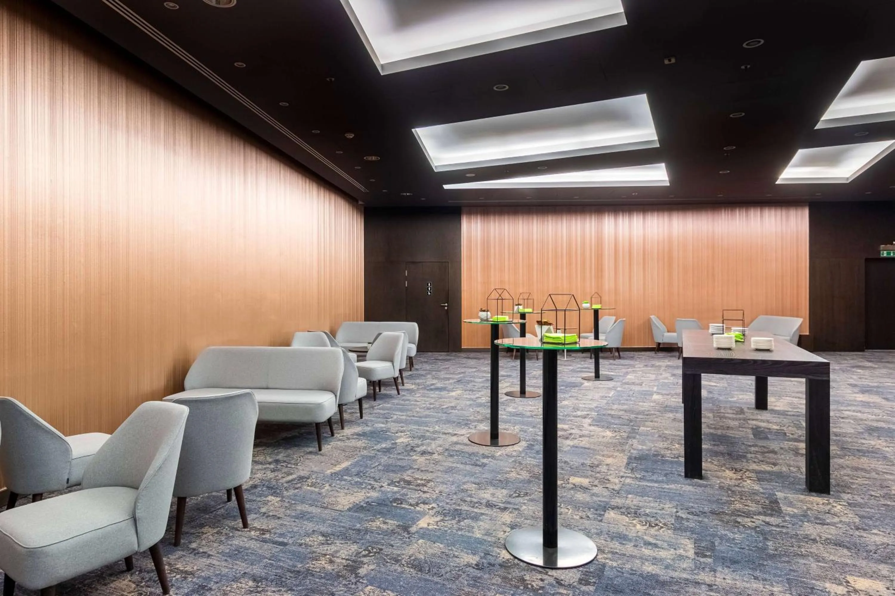 Meeting/conference room in Vienna House by Wyndham Andel's Cracow