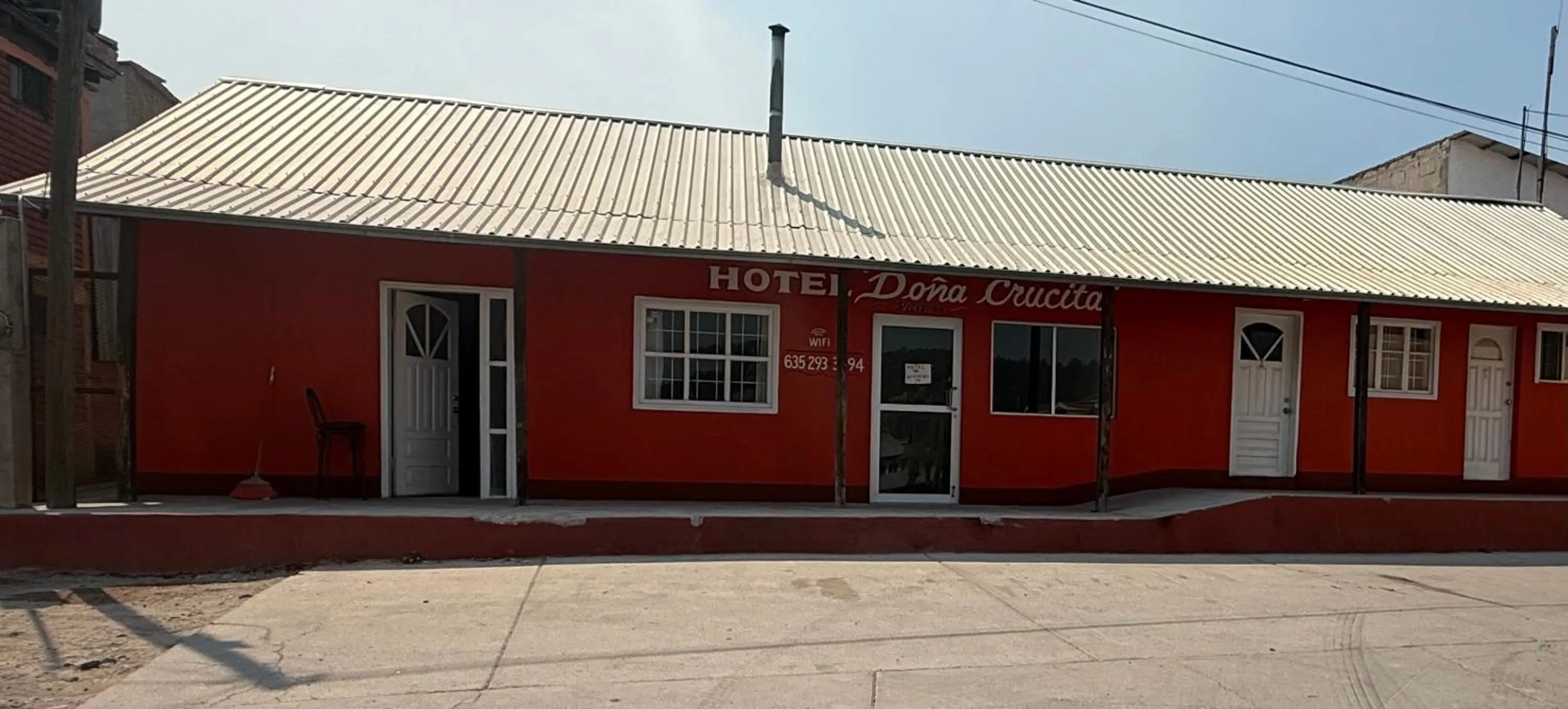 Property building in Hotel Doña Crucita