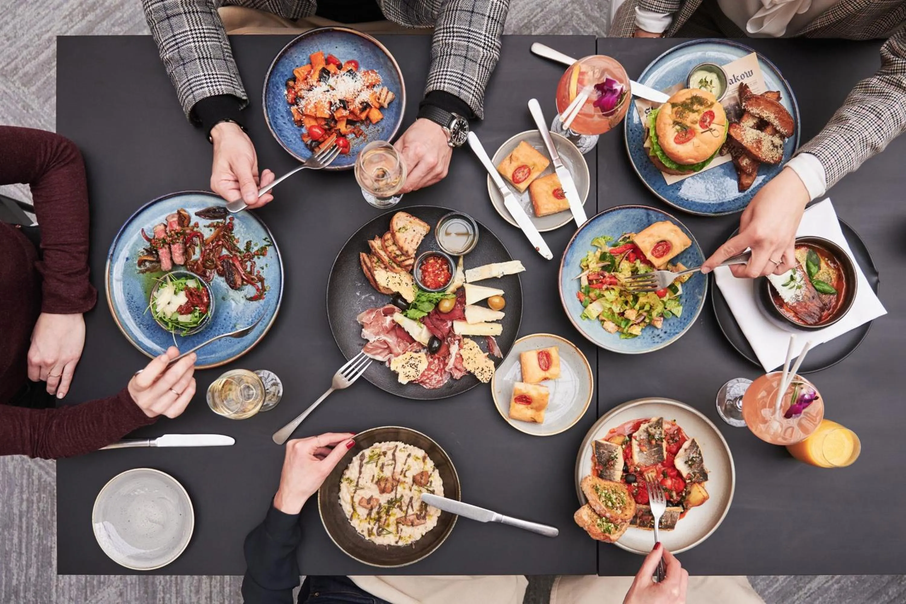 Restaurant/places to eat in Sheraton Grand Krakow