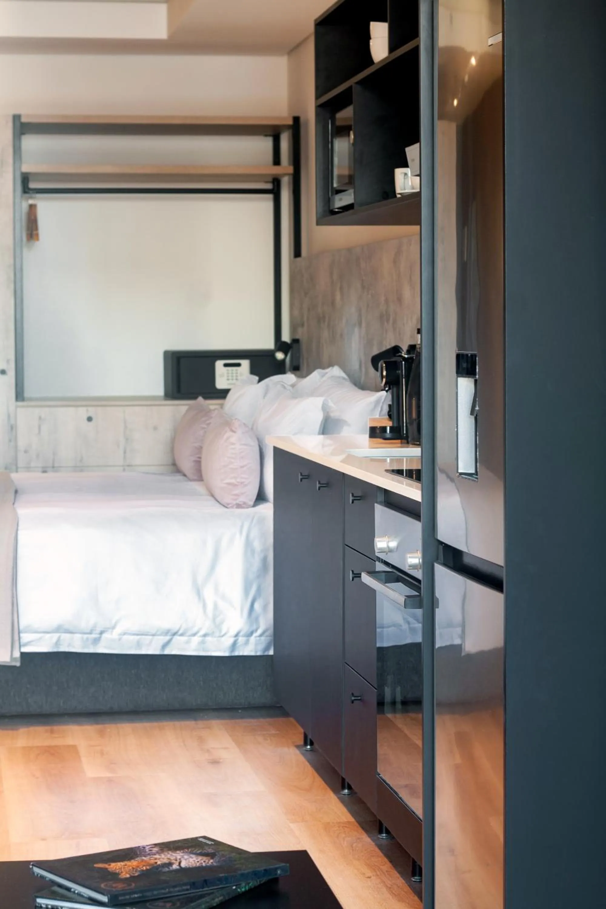 Kitchen or kitchenette in Home Suite Hotels Station House