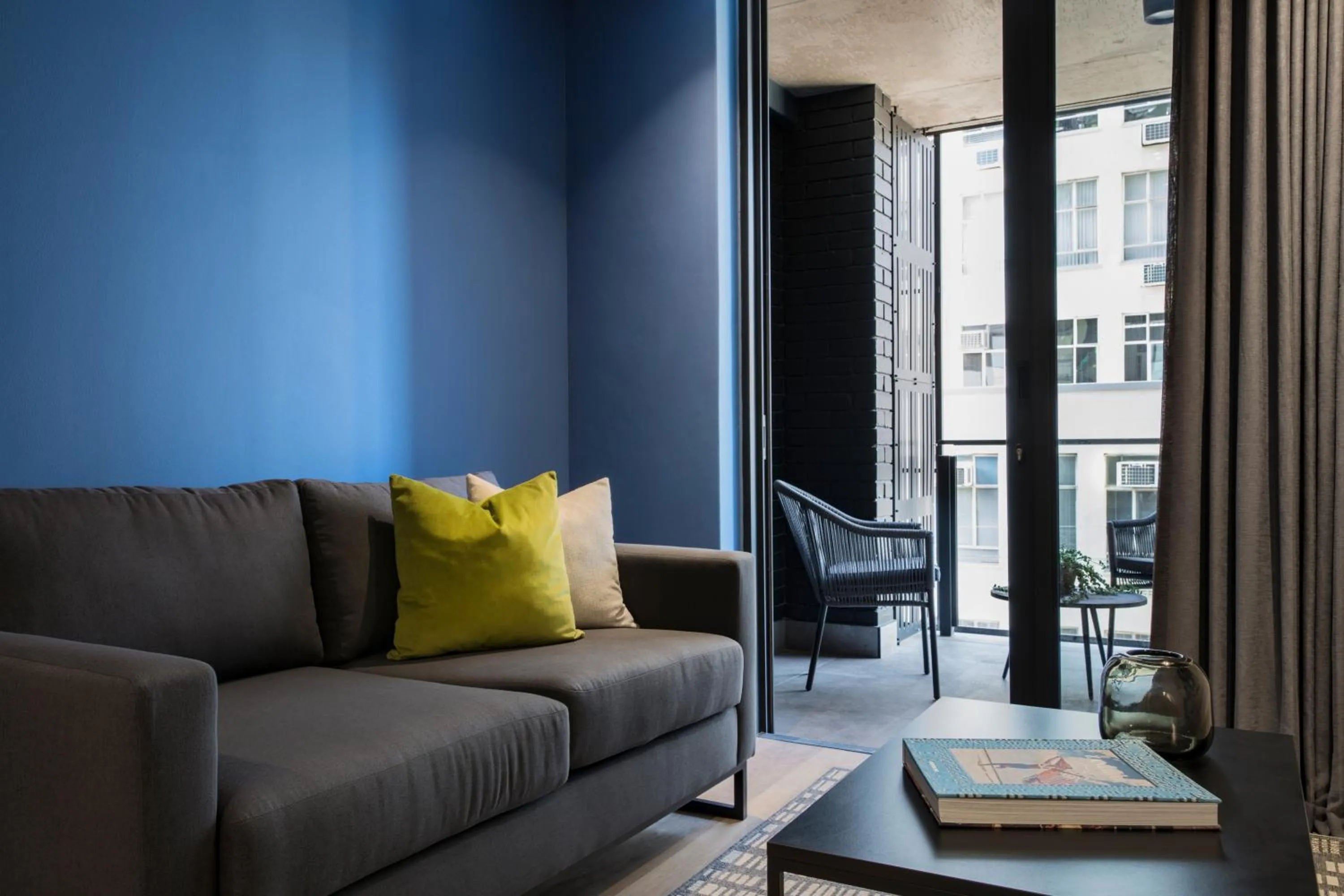 Balcony/Terrace in Home Suite Hotels Station House