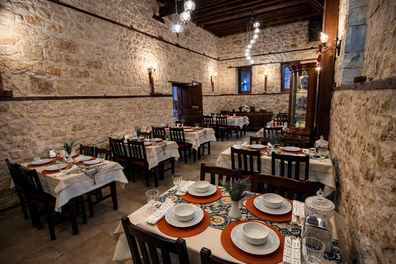 Restaurant/places to eat in Osmanli Marco Pasha Hotel