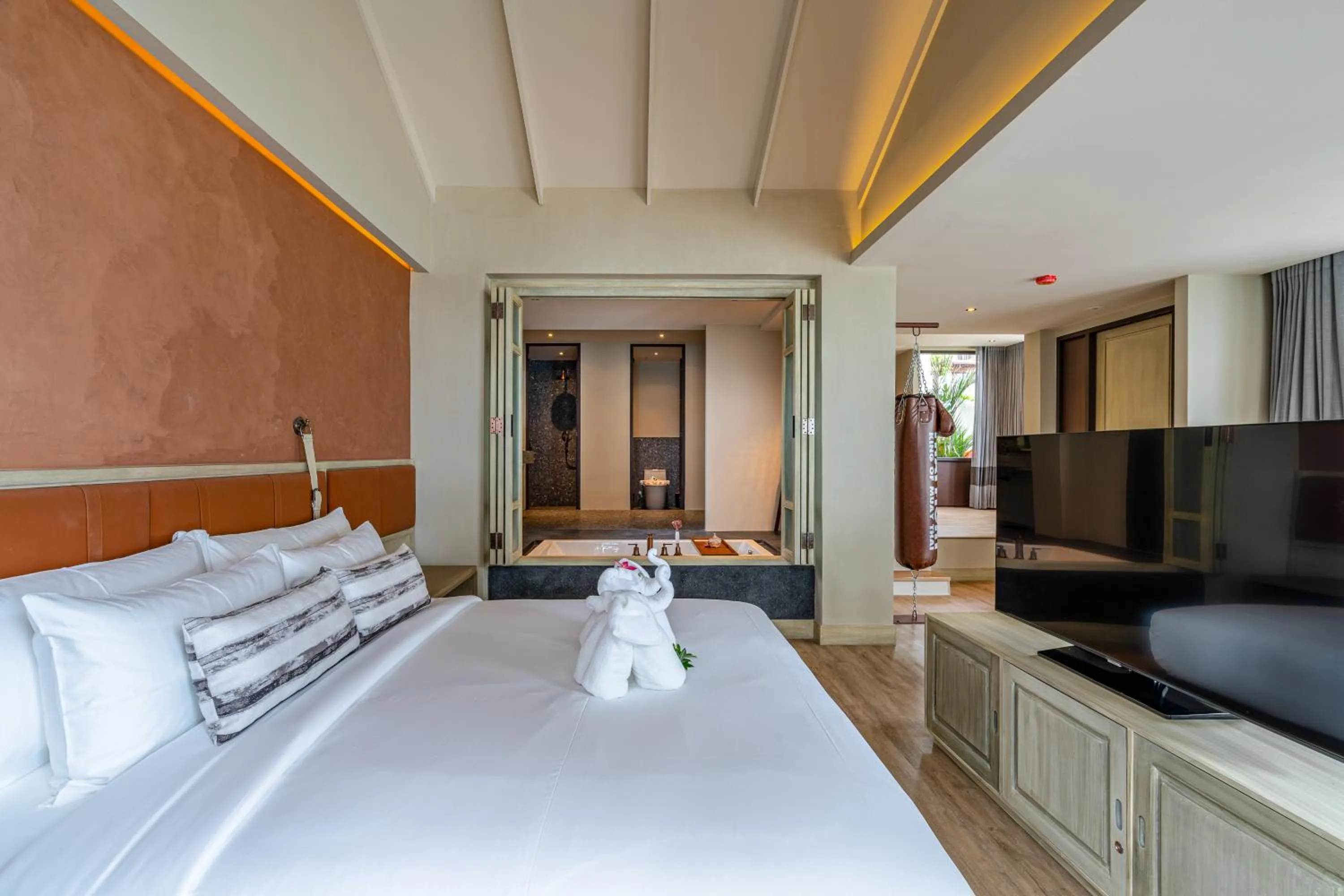 Bed in Thai Fight Hotel