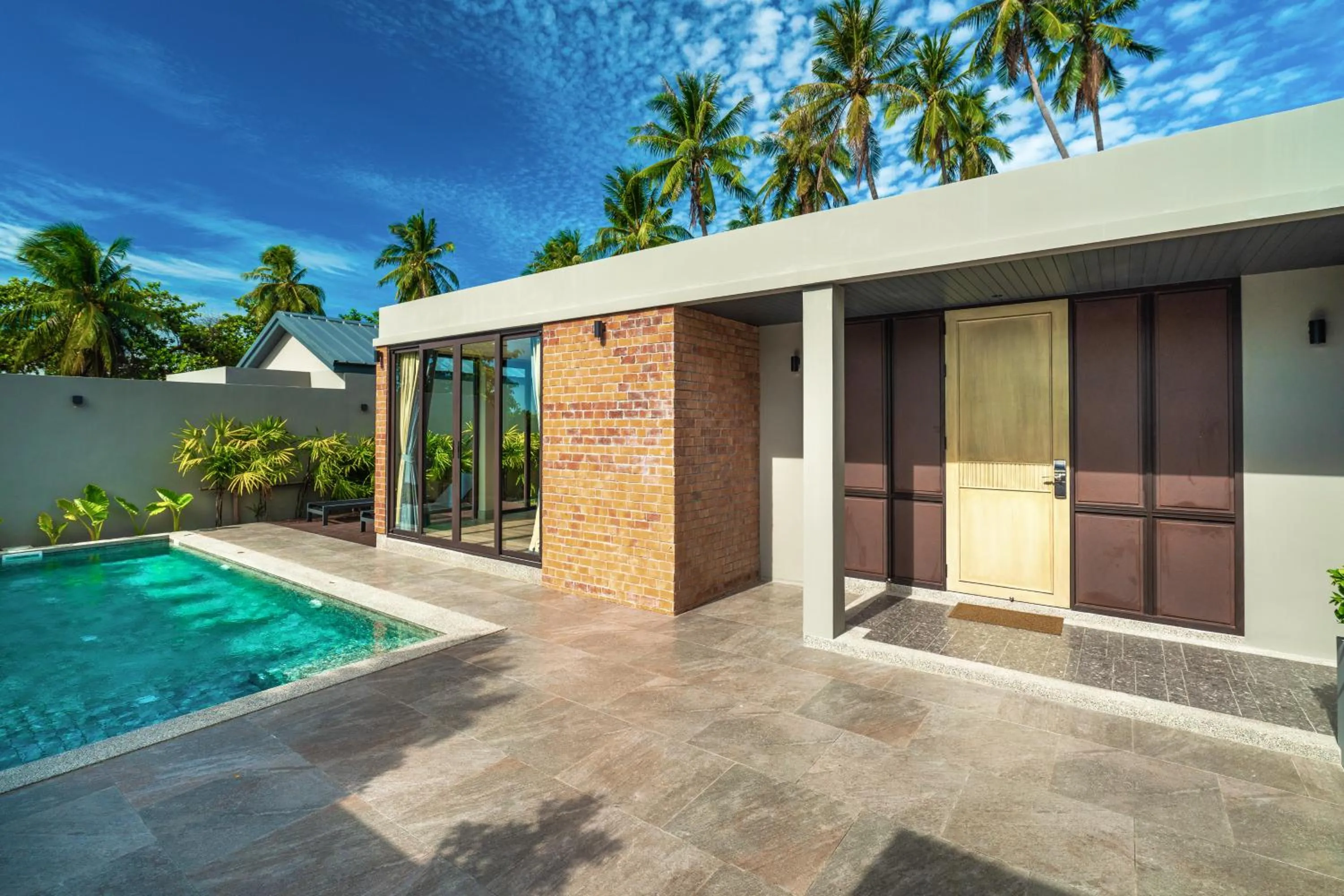 Pool view in Thai Fight Hotel