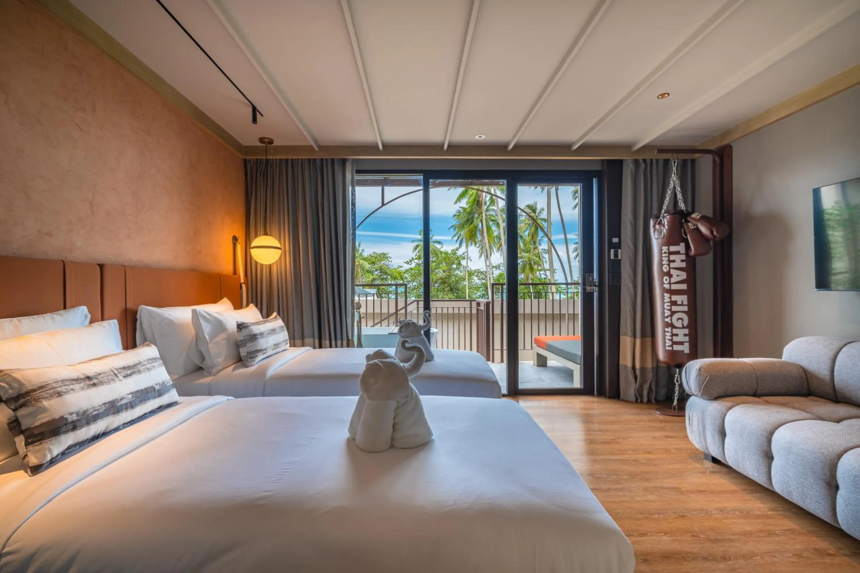 Photo of the whole room, Bed in Thai Fight Hotel