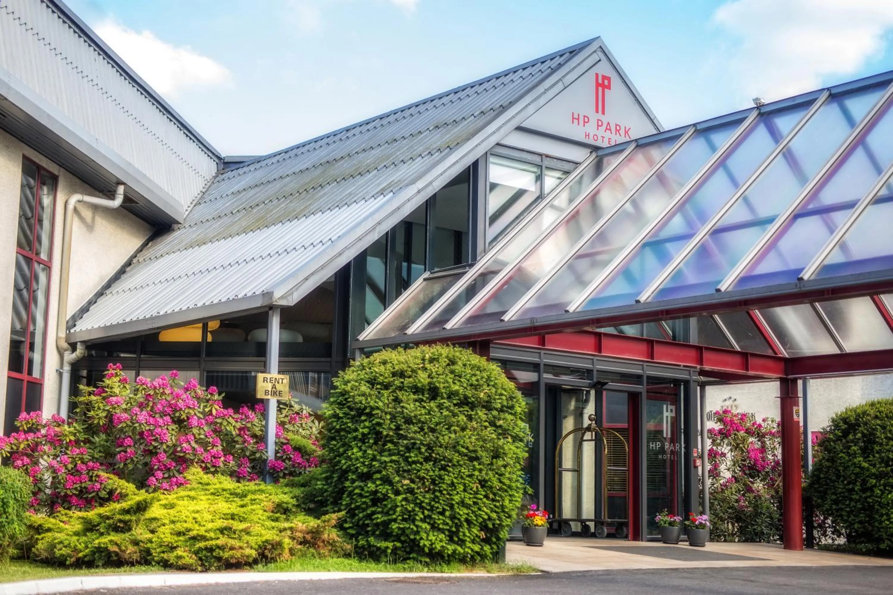 Property building in Hotel HP Park