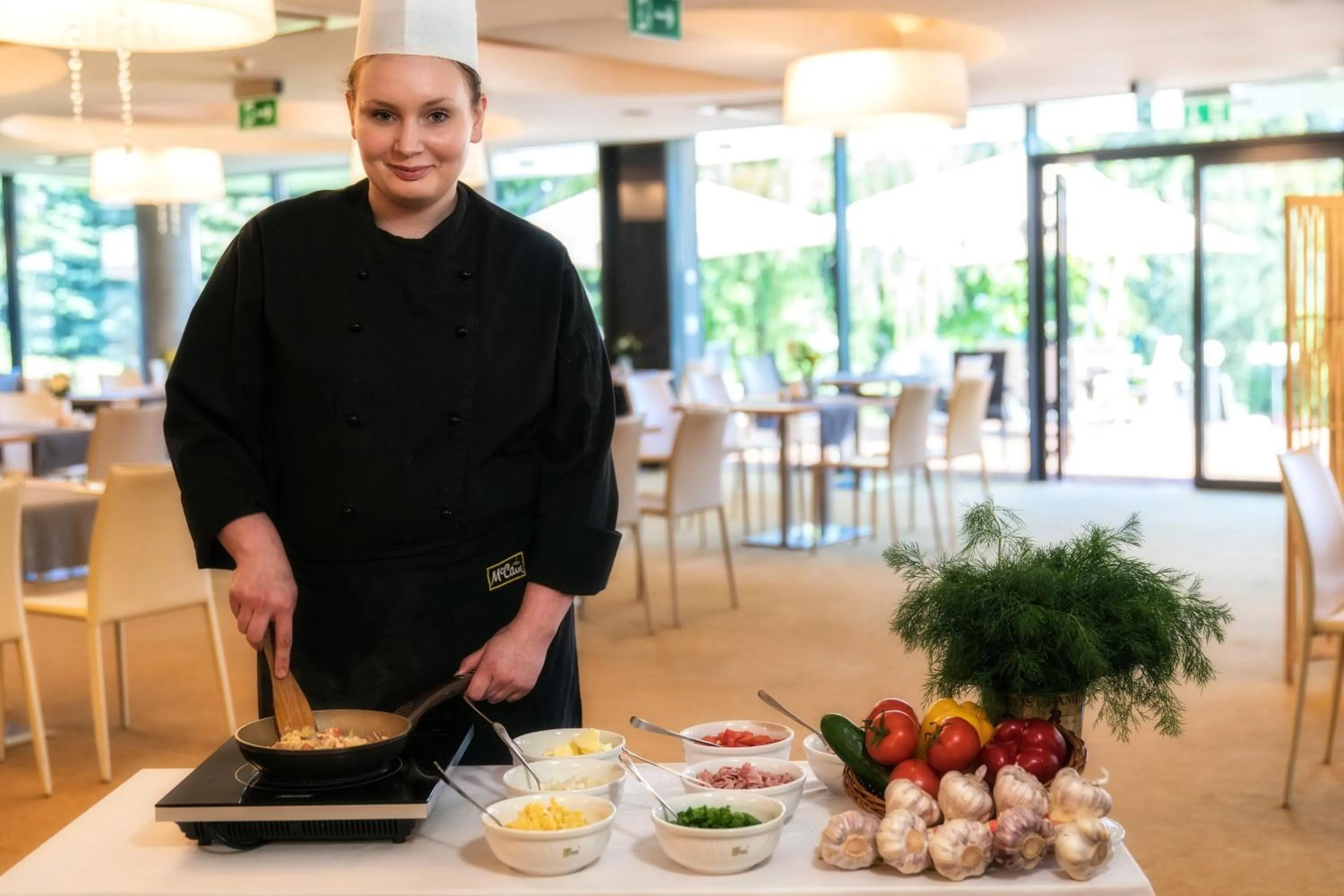 Buffet breakfast in Hotel HP Park
