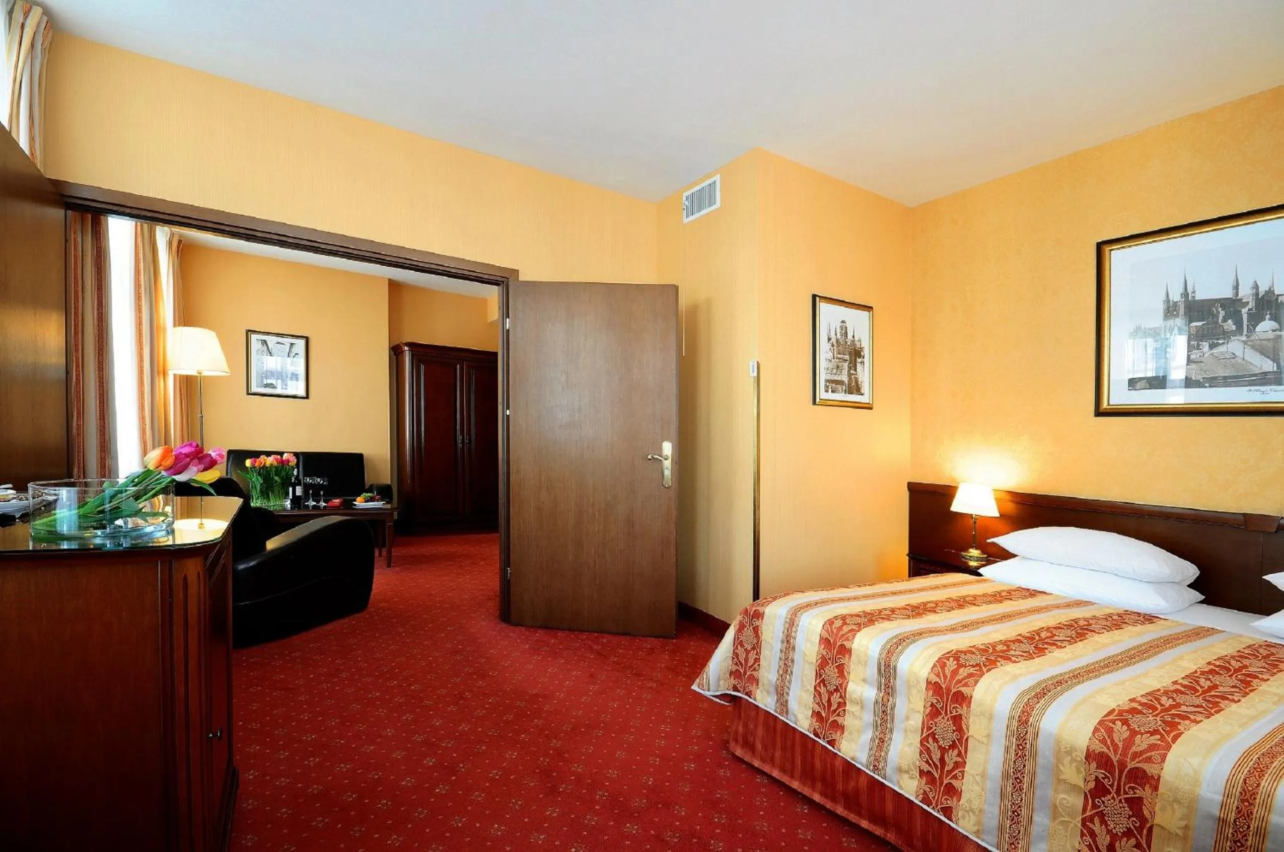 Photo of the whole room, Bed in Hotel Wolne Miasto Old Town Gdańsk