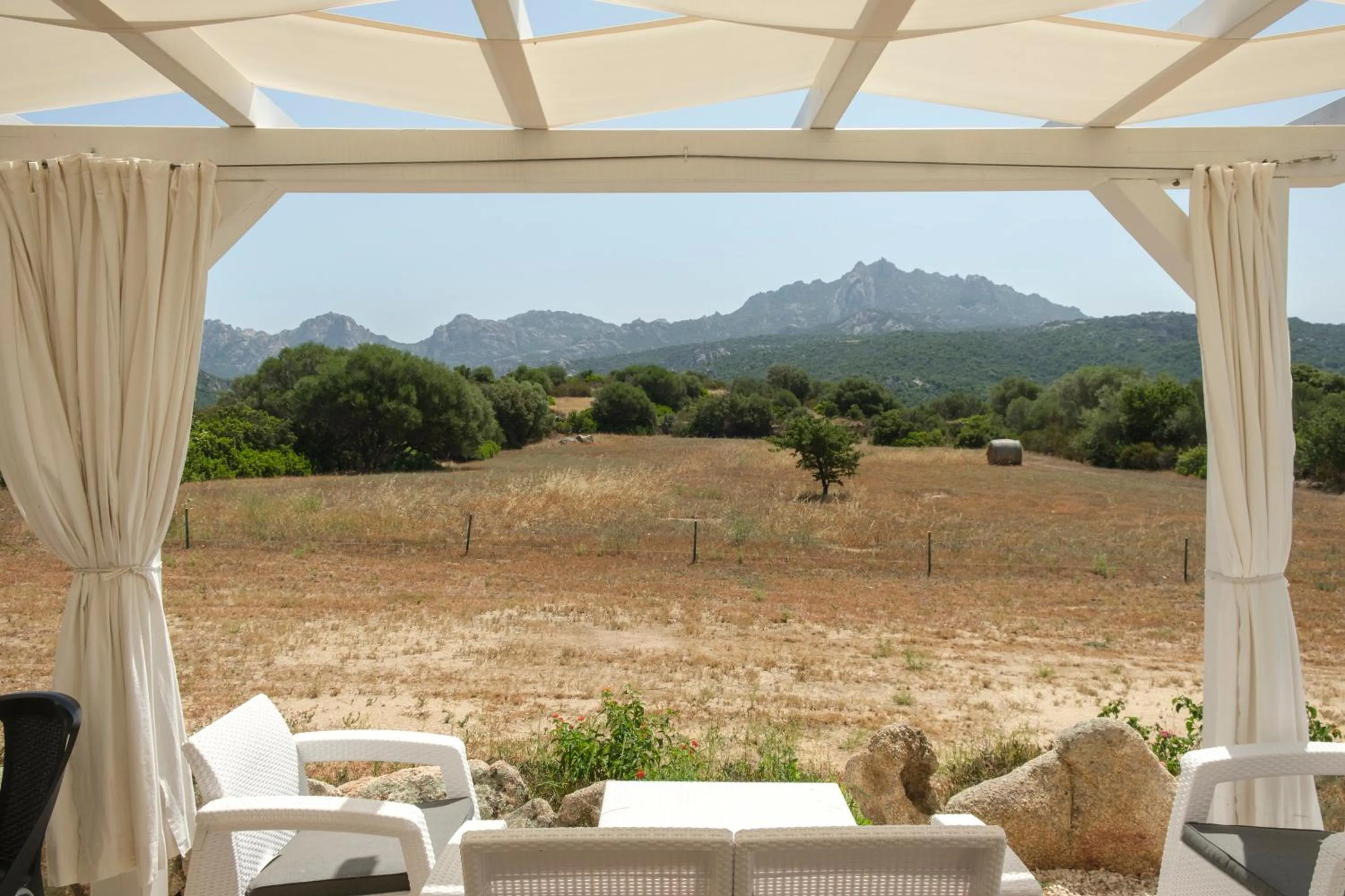 Patio in B&B Terra e Smeralda