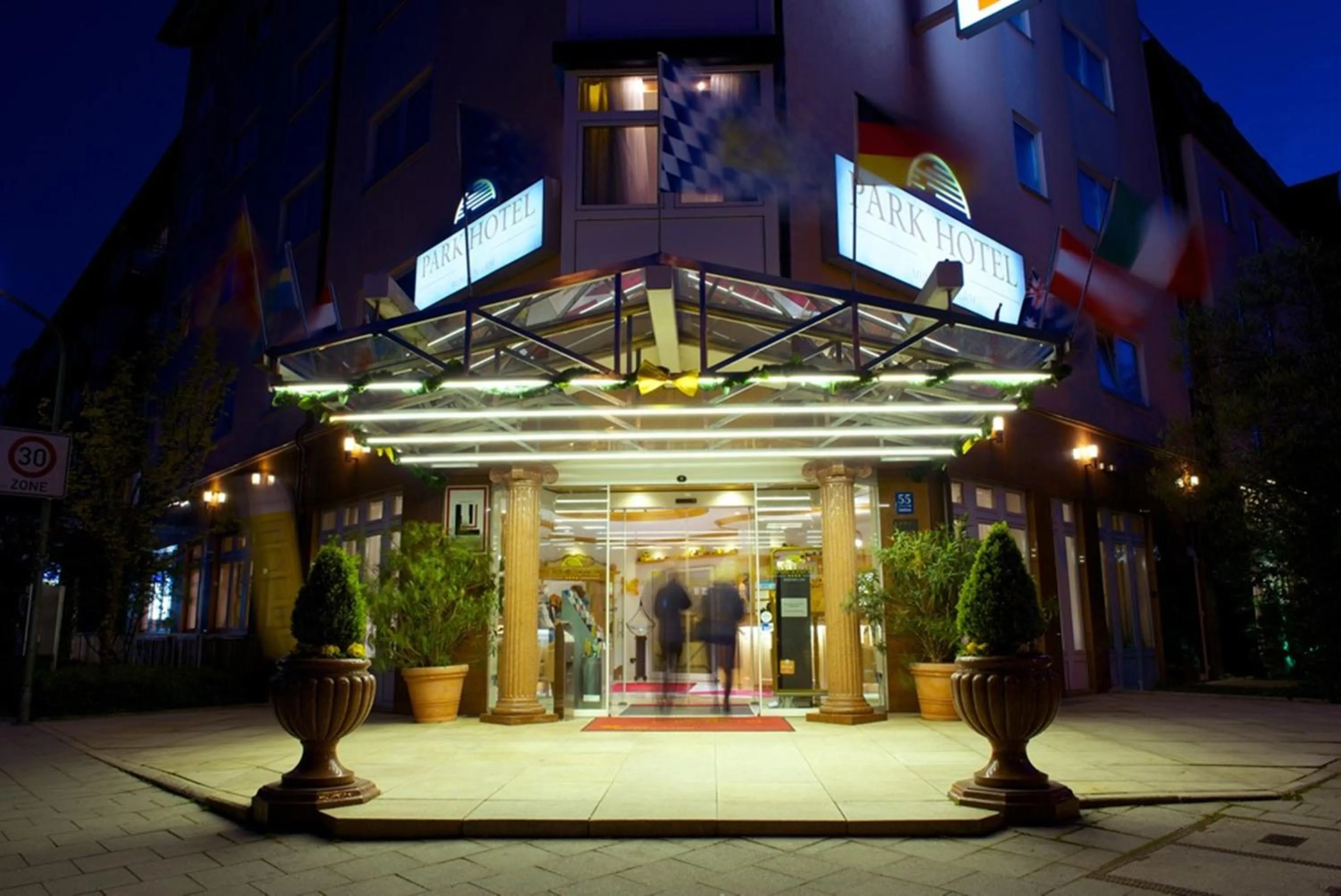 Facade/entrance in Park Hotel Laim Serviced Apartments