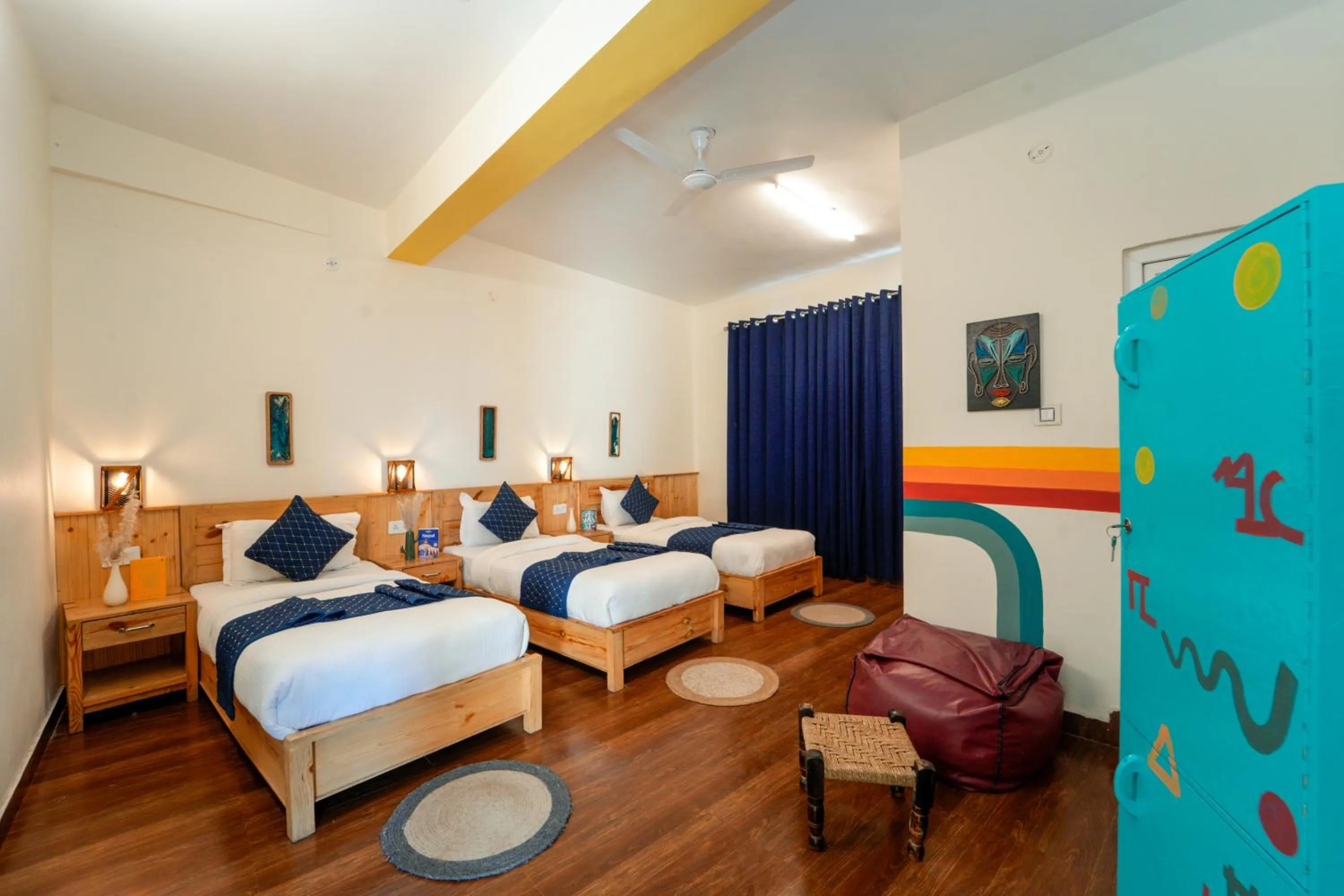 Bed in Chokling ArtHouse - The Treasure of Himalayas