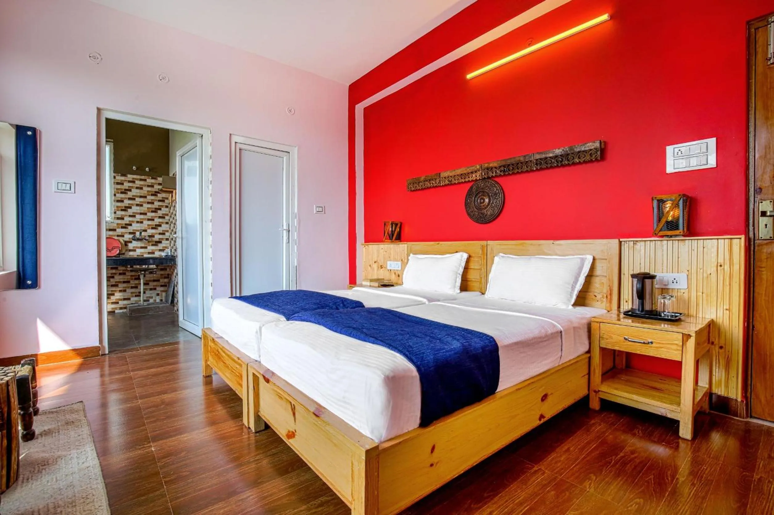 Bed in Chokling ArtHouse - The Treasure of Himalayas