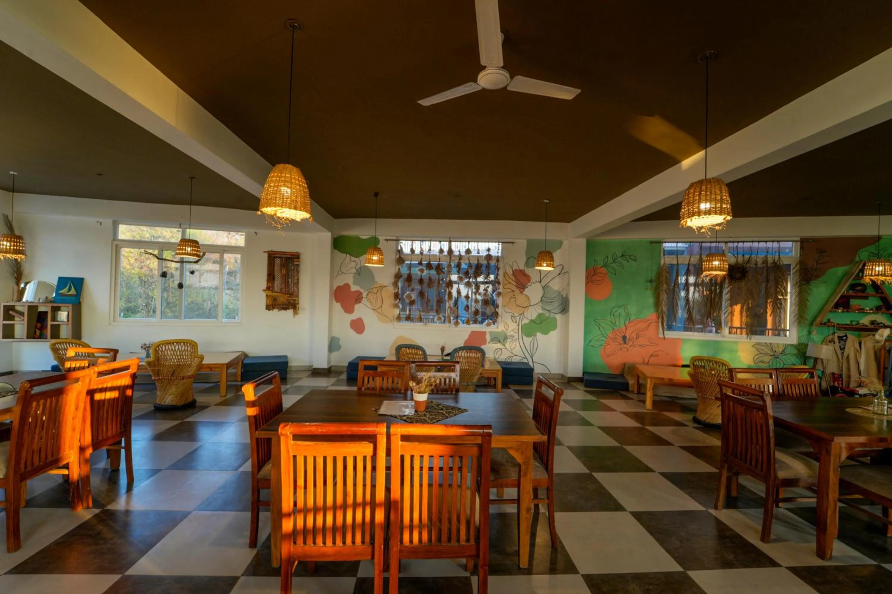 Restaurant/places to eat in Chokling ArtHouse - The Treasure of Himalayas